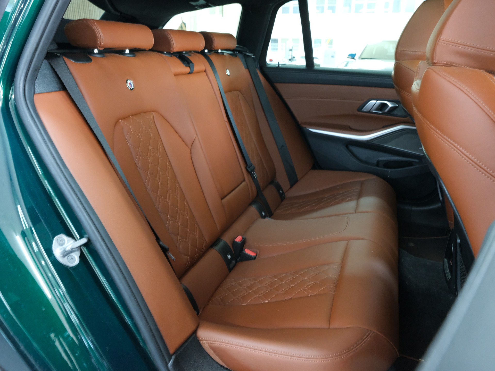 BMW-ALPINA B3 BiTurbo Touring 3.0 xDrive Switch-Tronic *BMW Werksgarantie * *Panorama* *Head up Display*-image-27