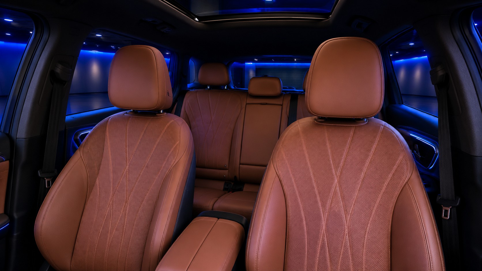 MERCEDES-BENZ C 220 d T 4Matic AMG Line-image-12