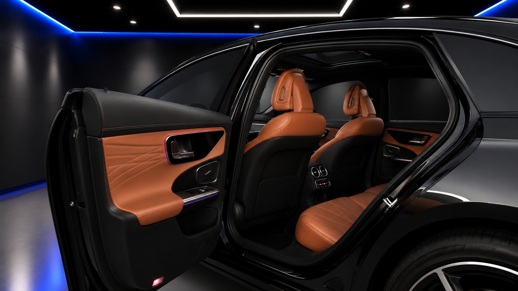 MERCEDES-BENZ C 220 d T 4Matic AMG Line-image-9