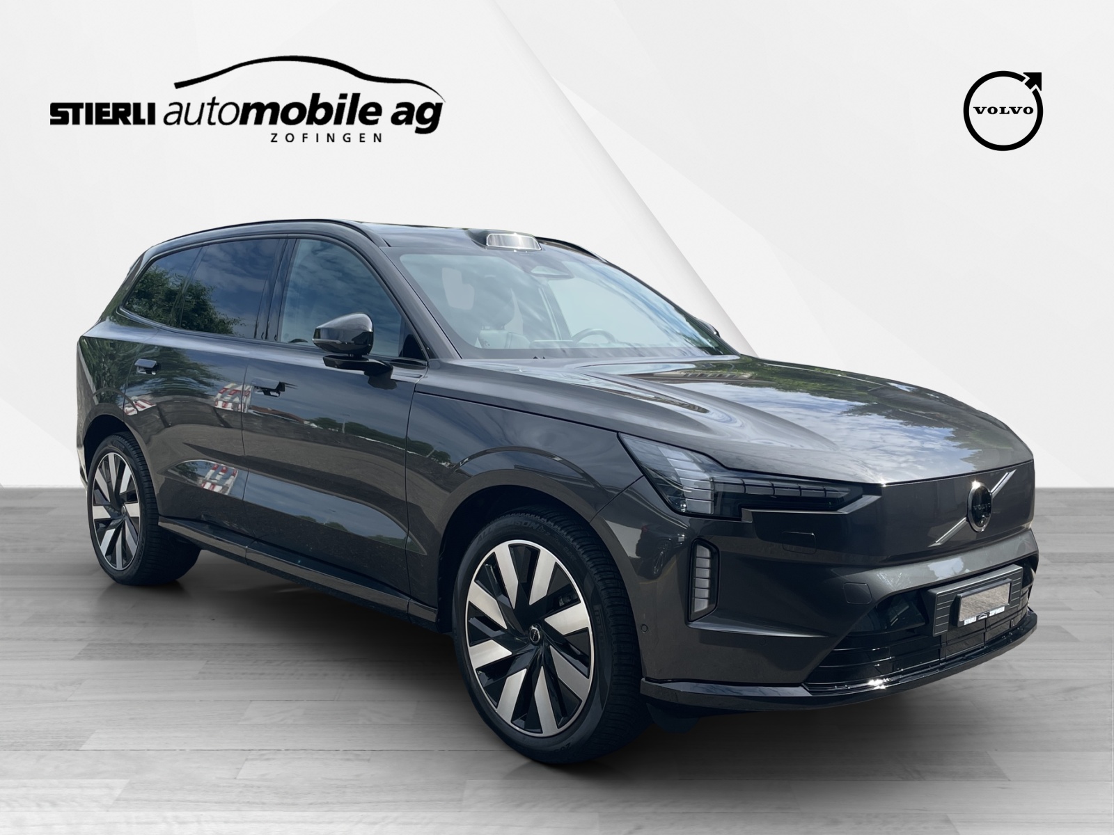 VOLVO EX90 Twin Plus AWD-image-2