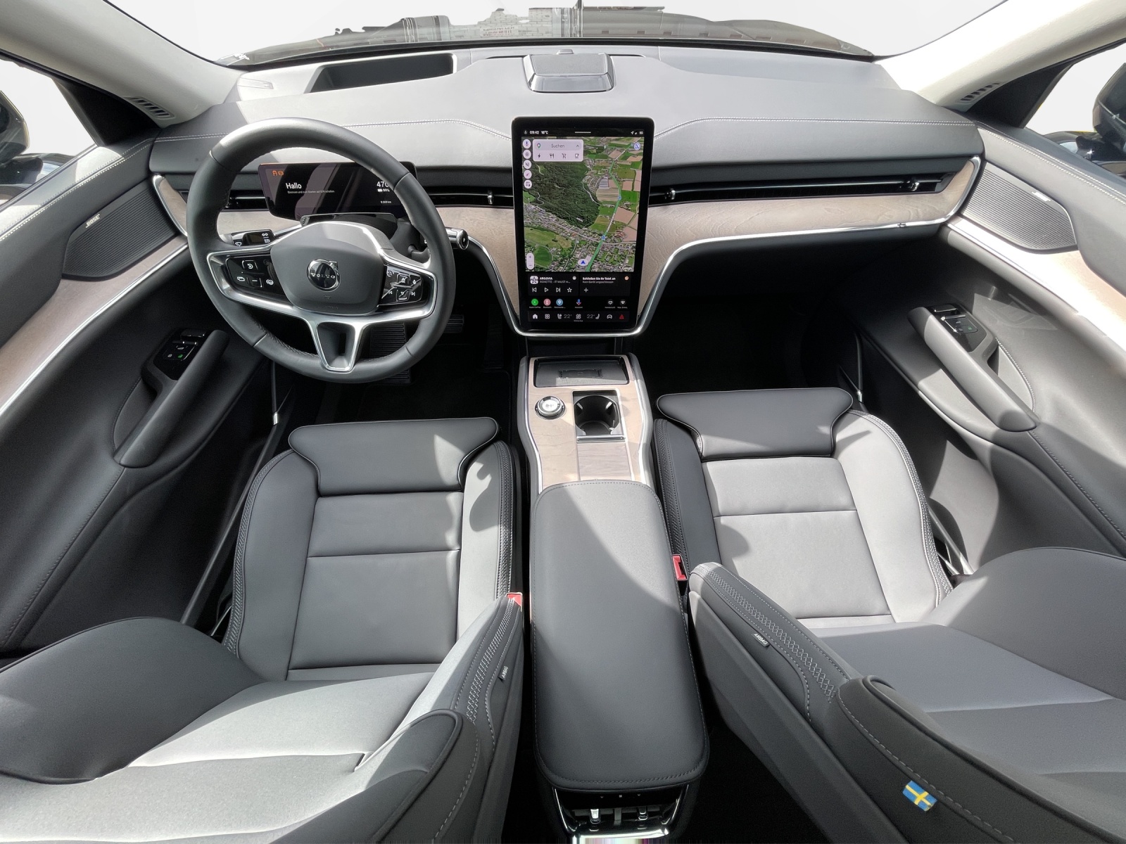 VOLVO EX90 Twin Plus AWD-image-10