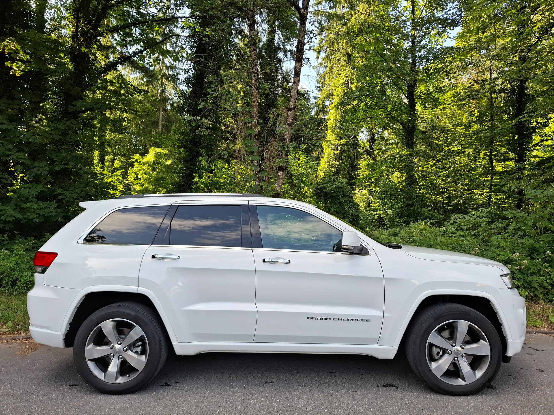 JEEP Grand Cherokee 3.0 CRD Overland Automatic-image-0