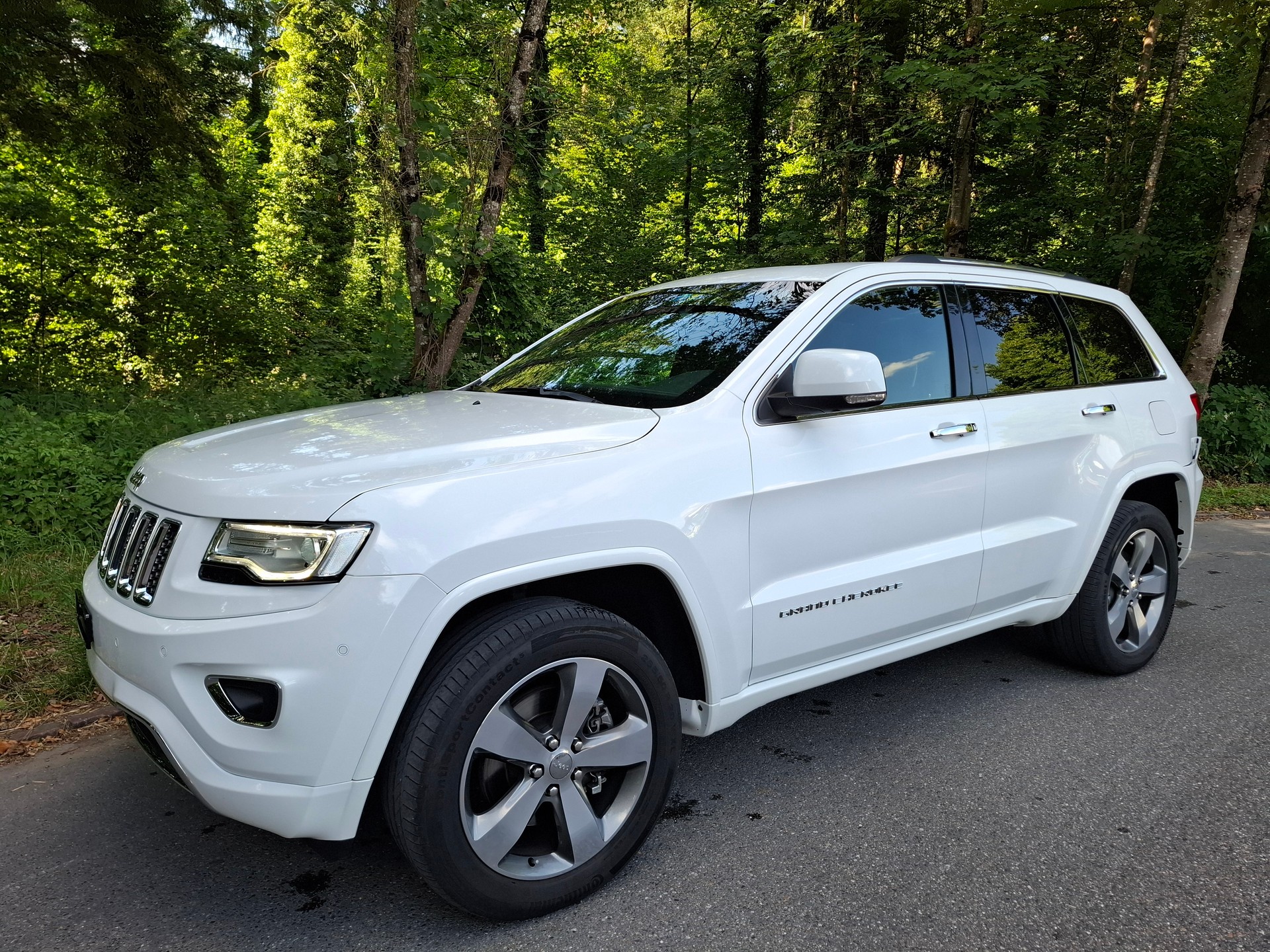 JEEP Grand Cherokee 3.0 CRD Overland Automatic-image-17