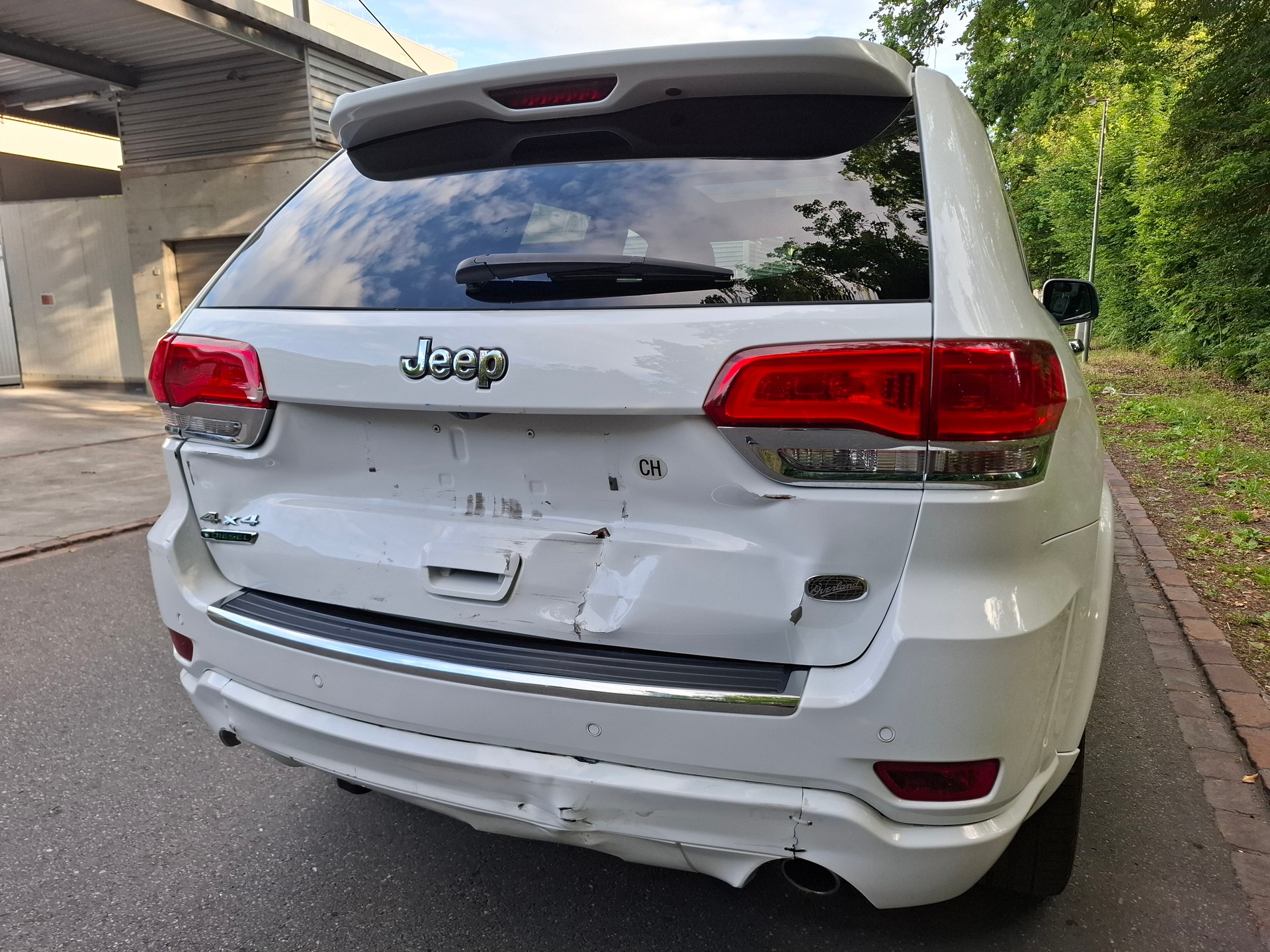 JEEP Grand Cherokee 3.0 CRD Overland Automatic-image-10