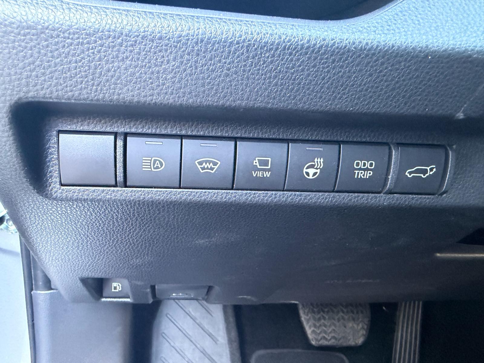 TOYOTA RAV-4 2.5 PHEV Platinum e-CVT 4WD-image-11