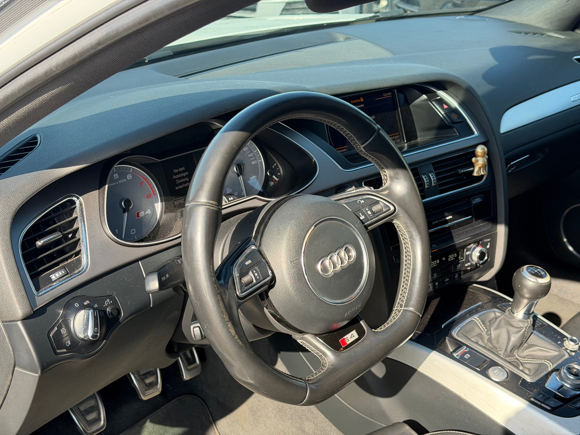 AUDI S4 Limousine 3.0 TFSI quattro manual 🚀-image-9