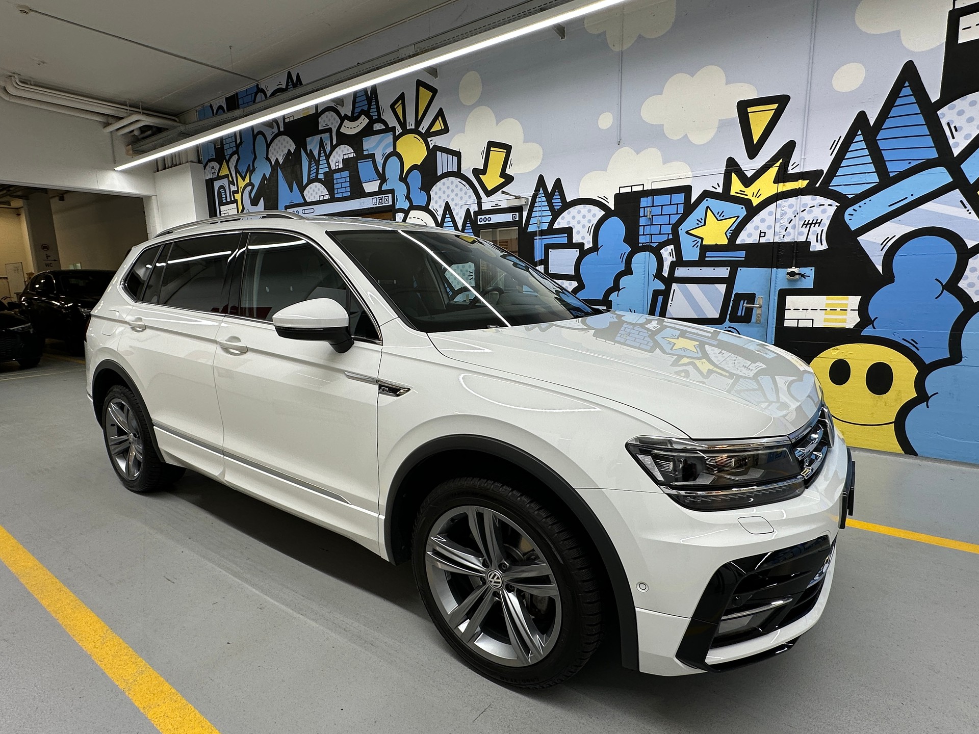 VW Tiguan Allspace 2.0 TDI SCR Highline 4MotionDSG-image-0
