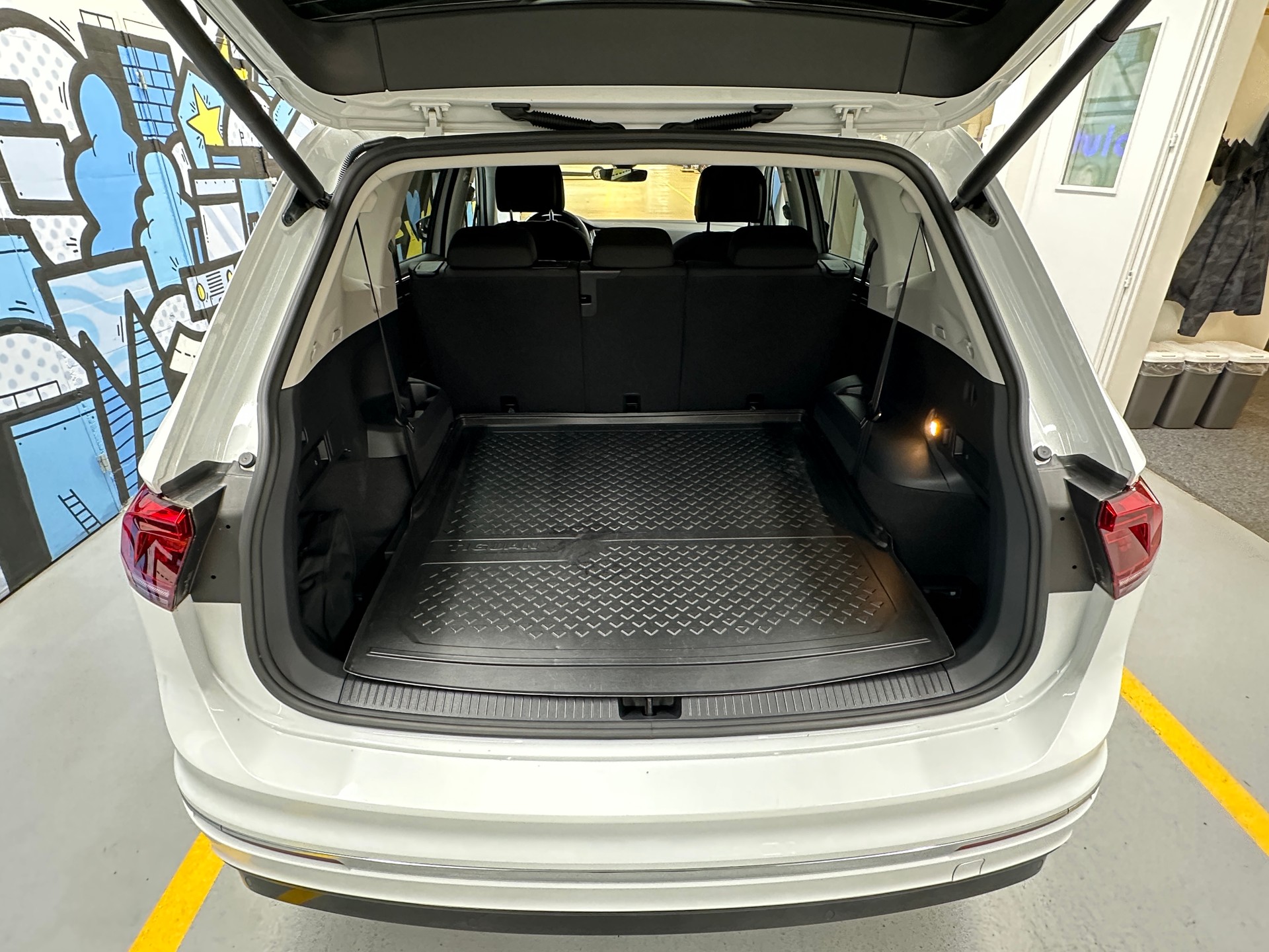 VW Tiguan Allspace 2.0 TDI SCR Highline 4MotionDSG-image-5