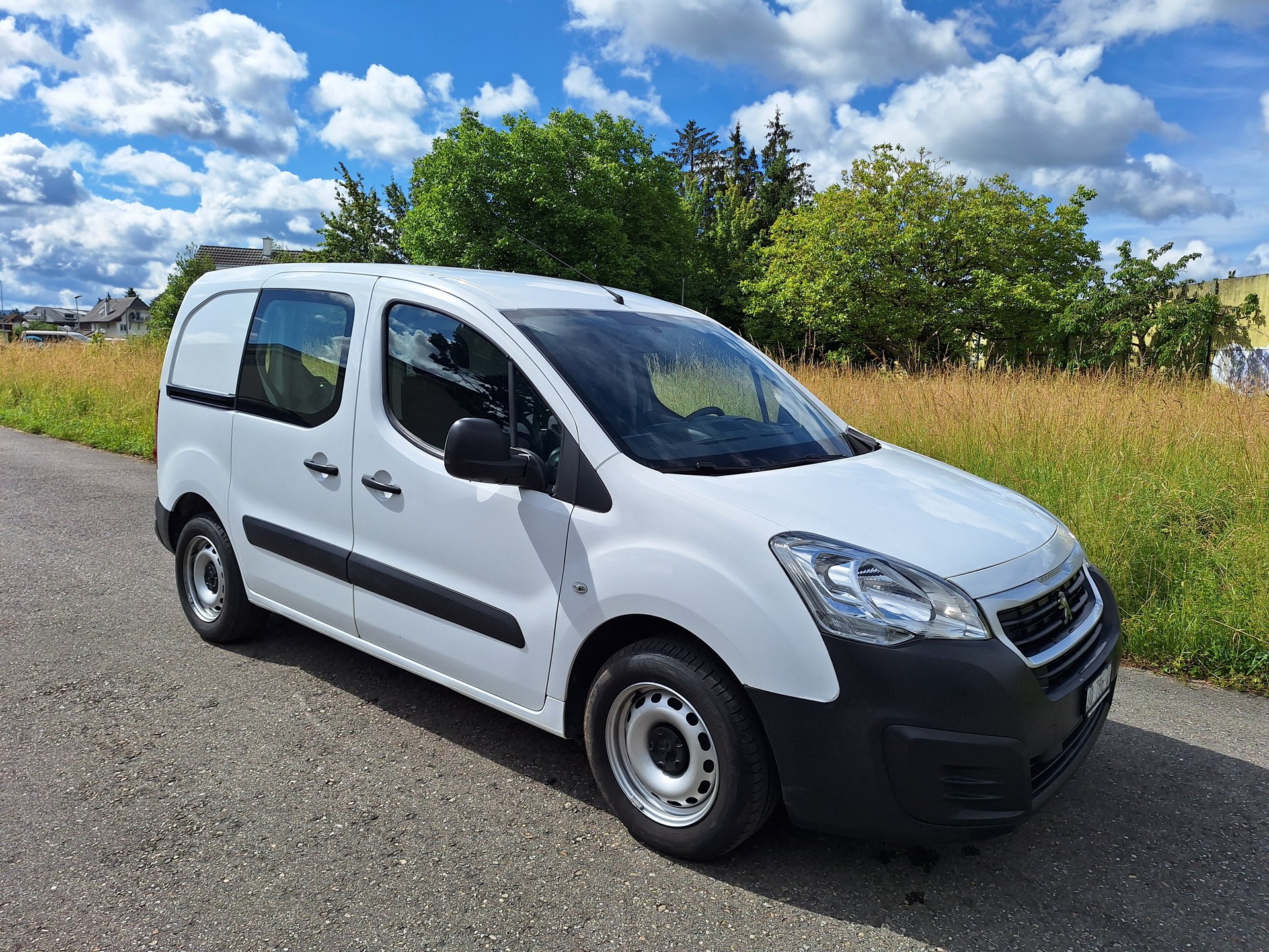 PEUGEOT Partner 1.6 VTi Active-image-0