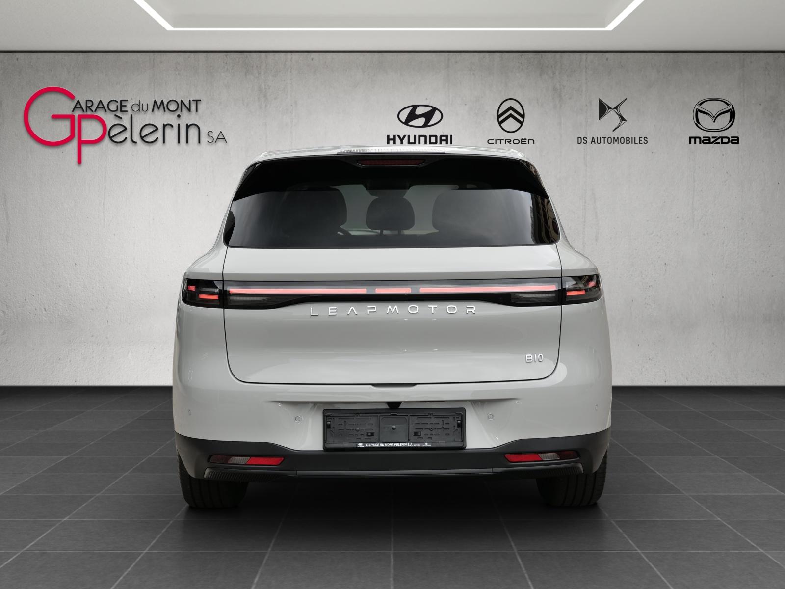 LEAPMOTOR B10 Design-showroom-element-2