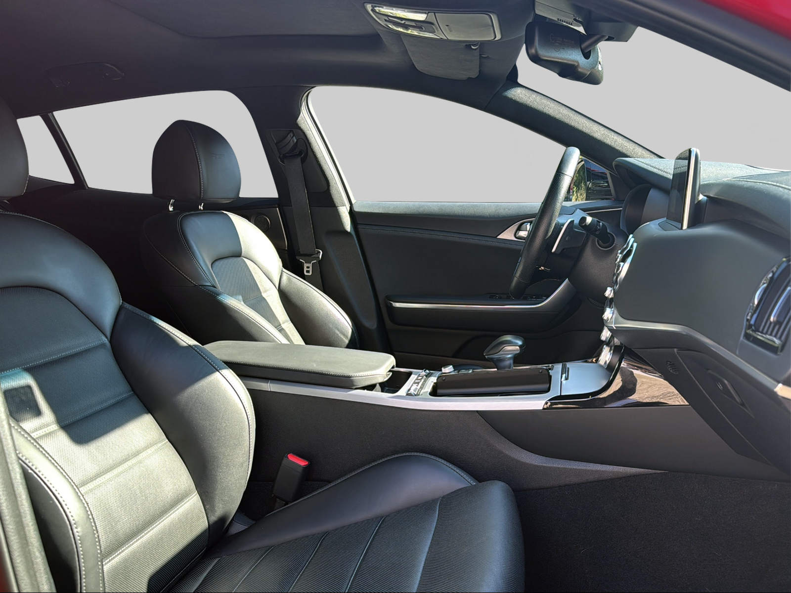 KIA Stinger 3.3 T-GDi GT Automat AWD-image-12