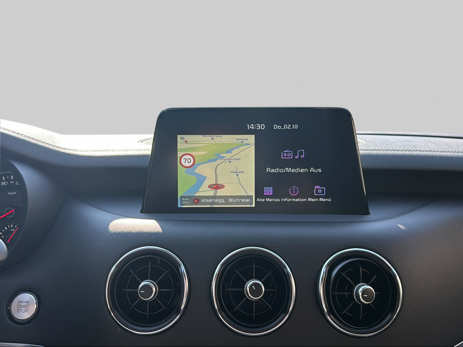 KIA Stinger 3.3 T-GDi GT Automat AWD-image-8