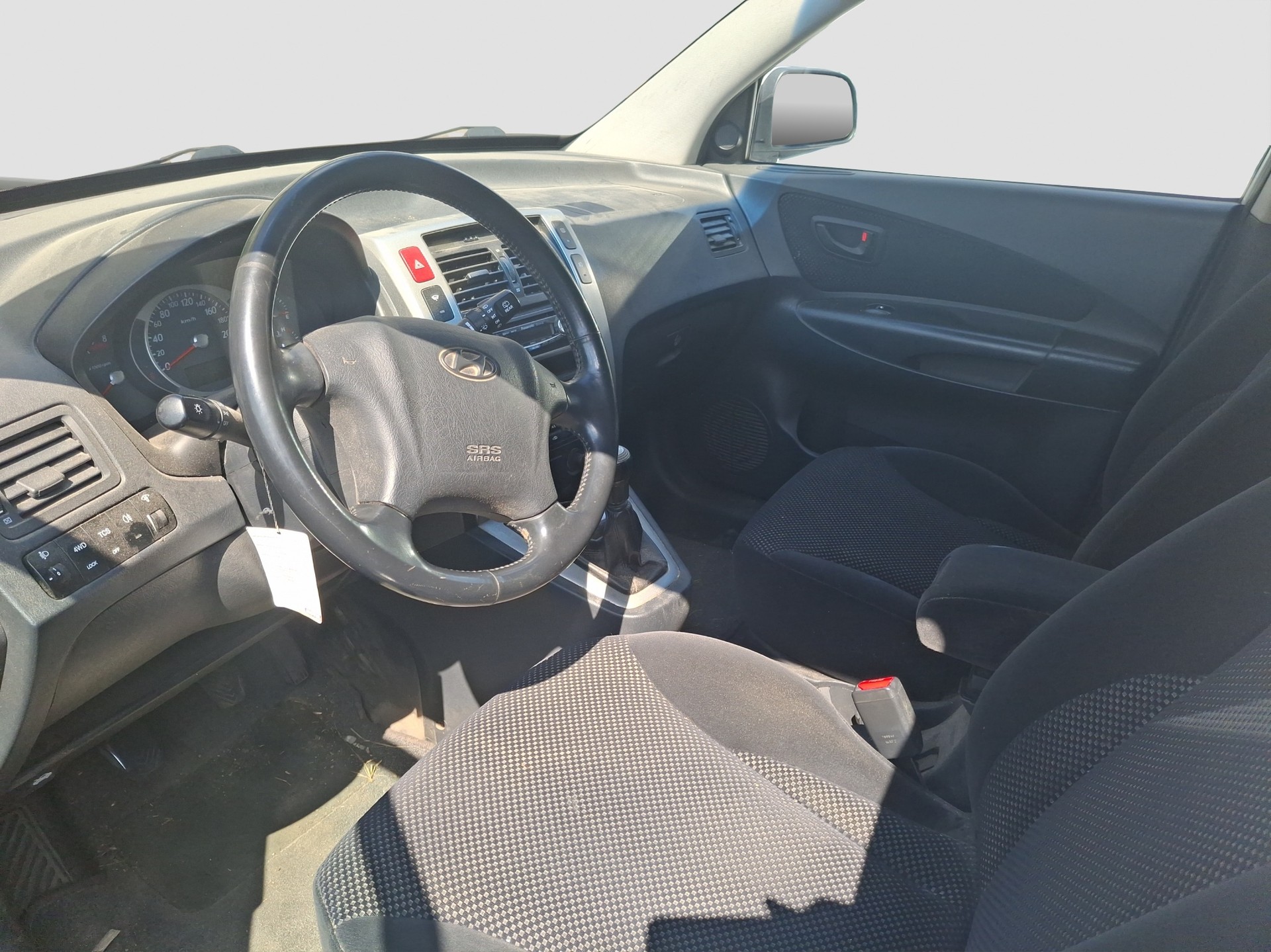 HYUNDAI Tucson 2.0 Swiss Limited Edition 4WD-image-6