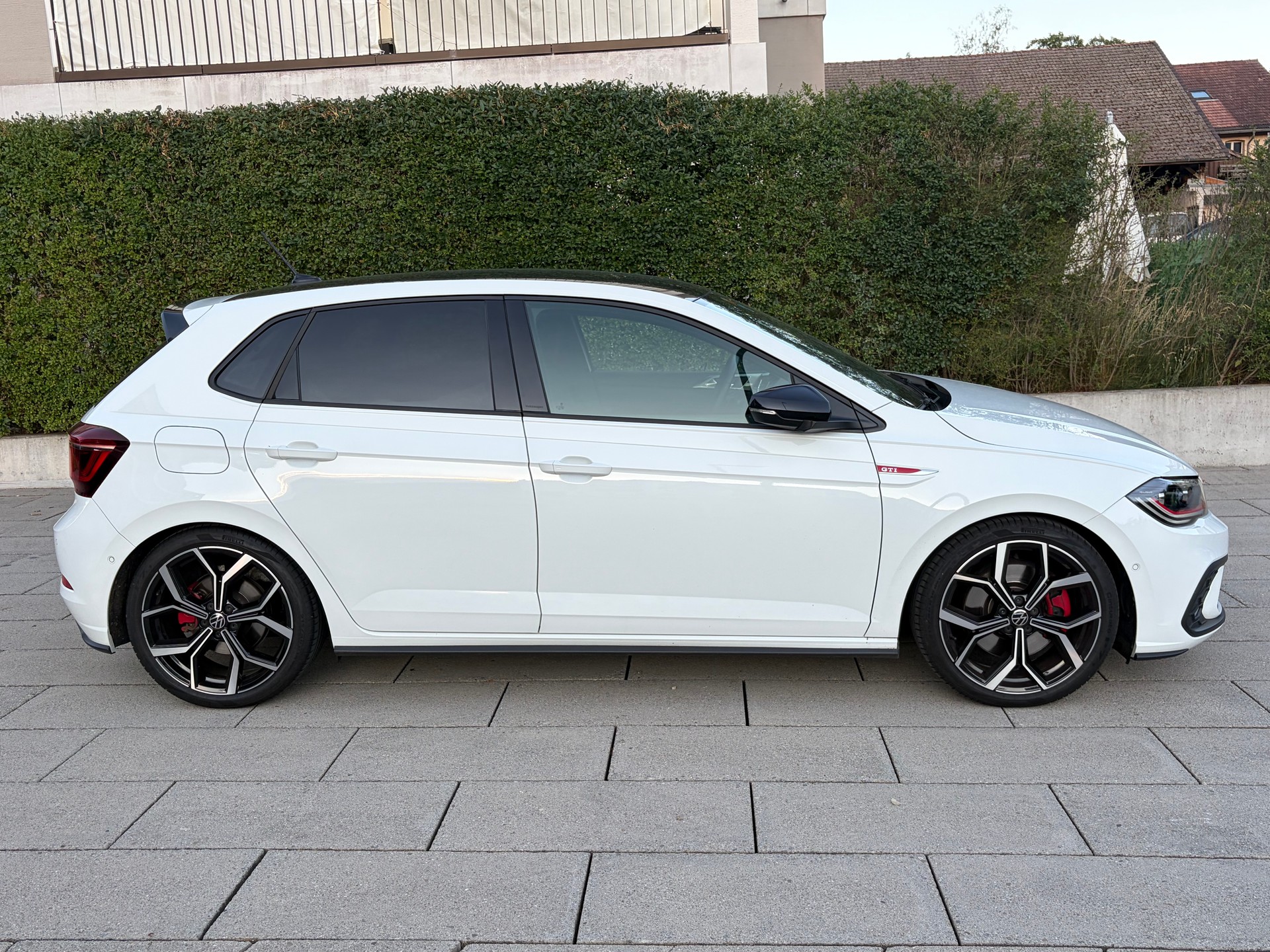 VW Polo 2.0 TSI GTI DSG-image-3