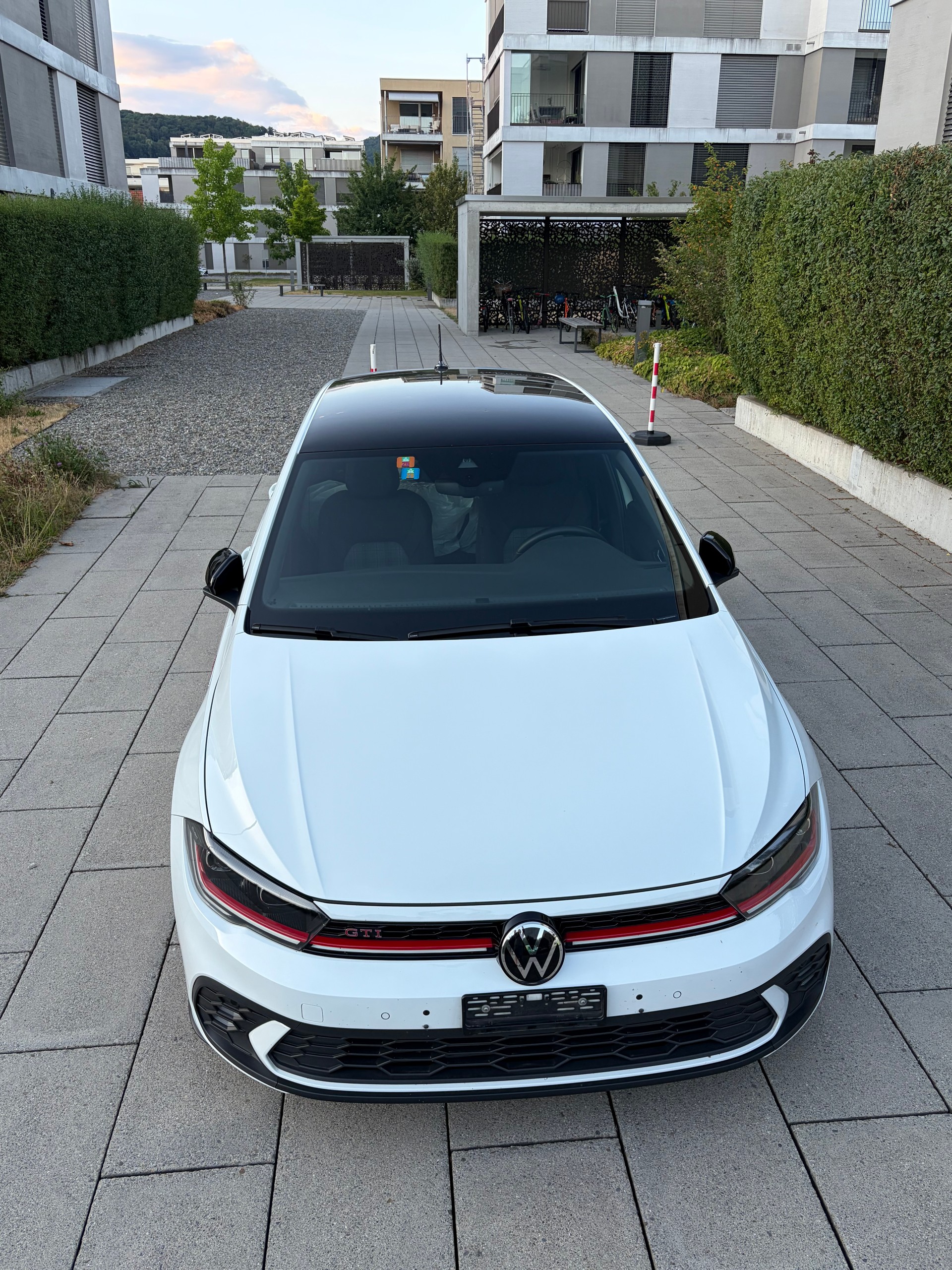 VW Polo 2.0 TSI GTI DSG-image-5
