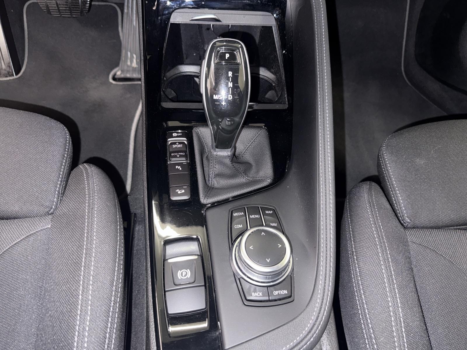 BMW X2 18d xDrive-image-16