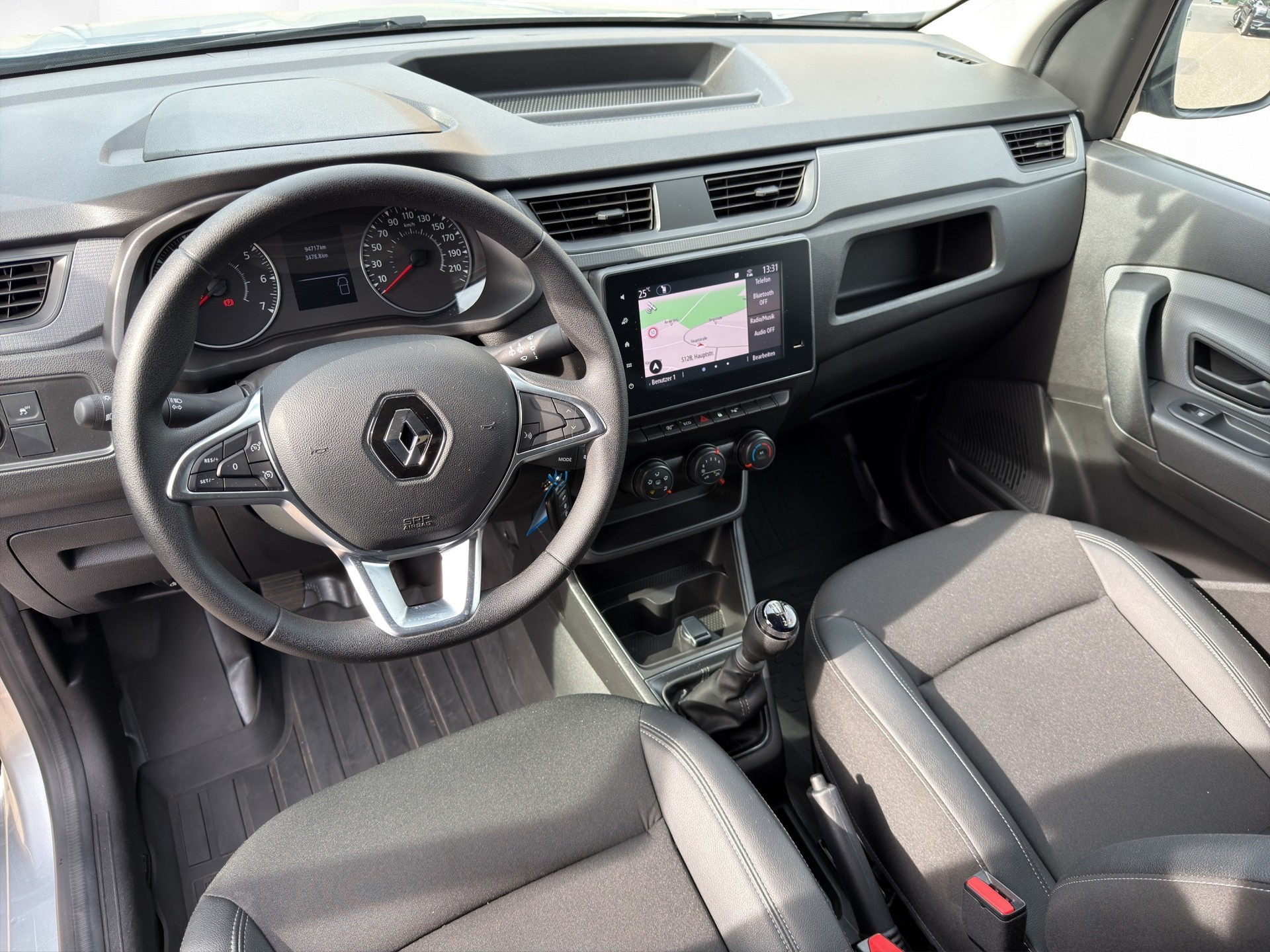 RENAULT Express 1.5 Blue dCi 95 Advance-image-12