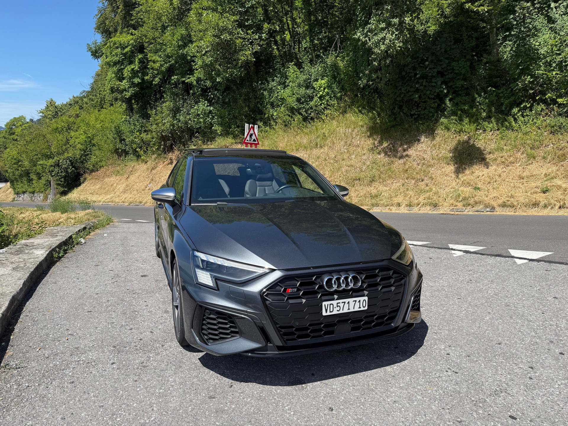 AUDI 2.0 TFSI quattro S-Tronic-image-2