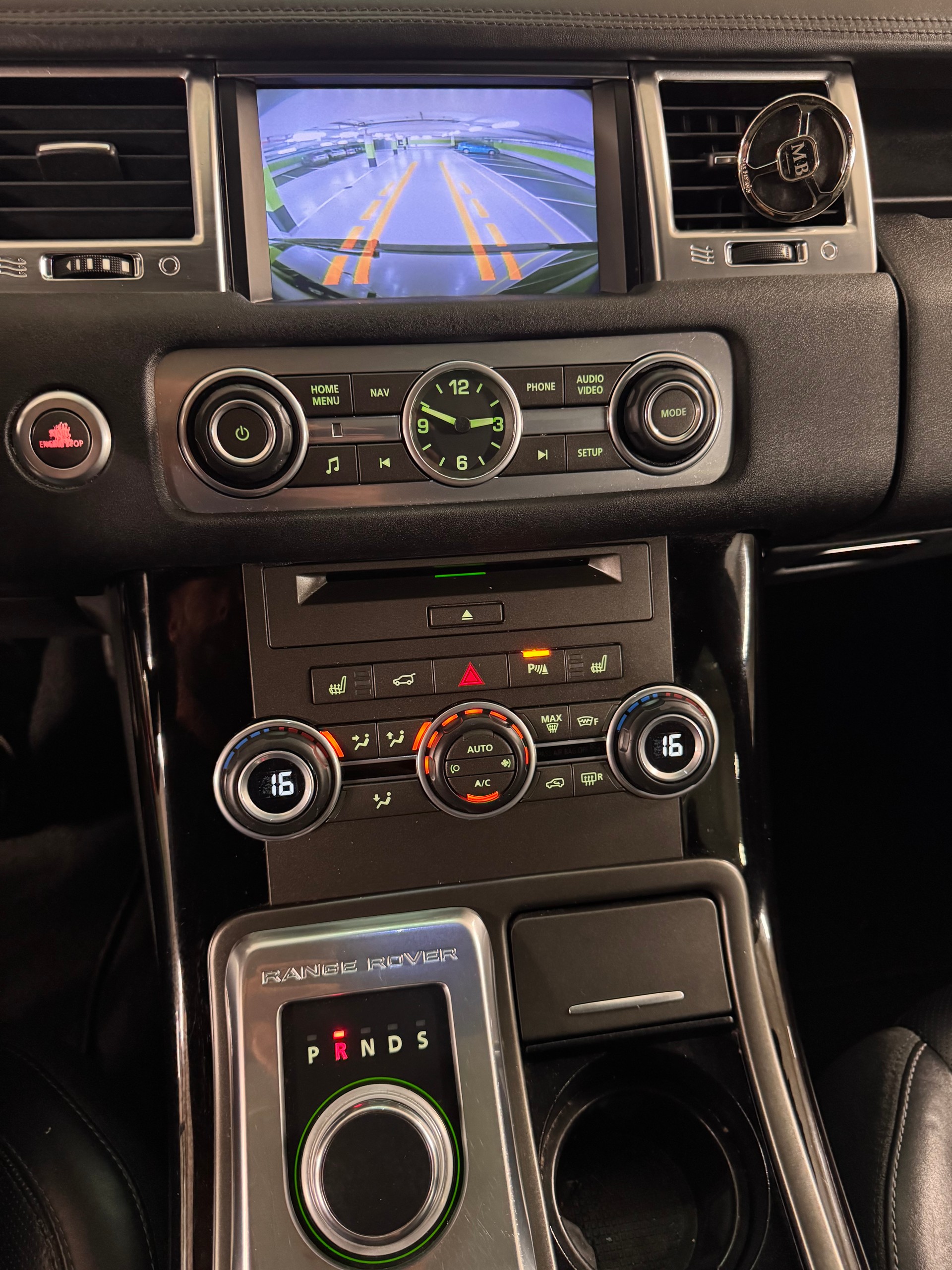 LAND ROVER Range Rover Sport 3.0 TDV6 Autobiography Automatic-image-13
