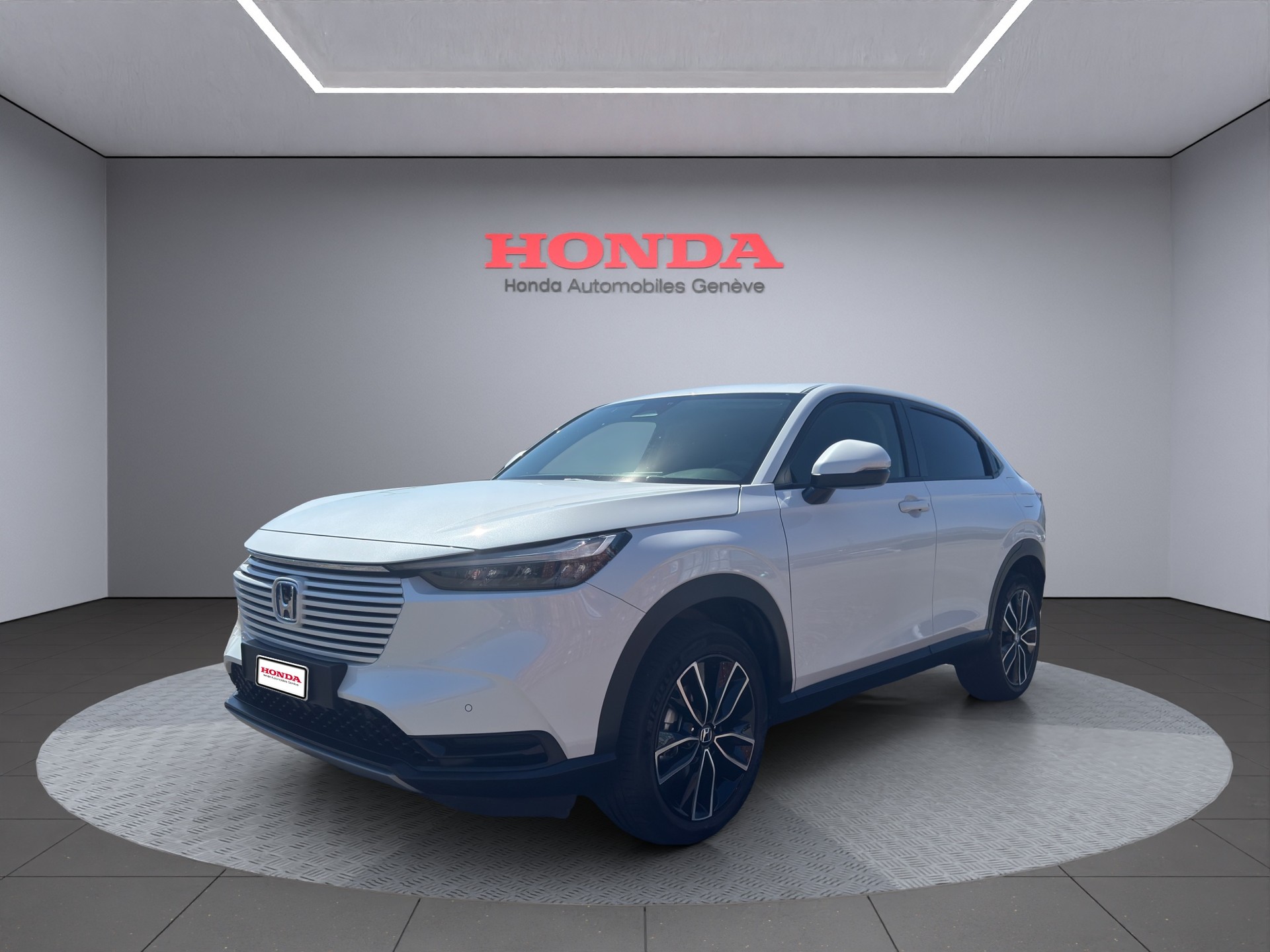 HONDA HR-V 1.5 i-MMD Elegance-showroom-element-3