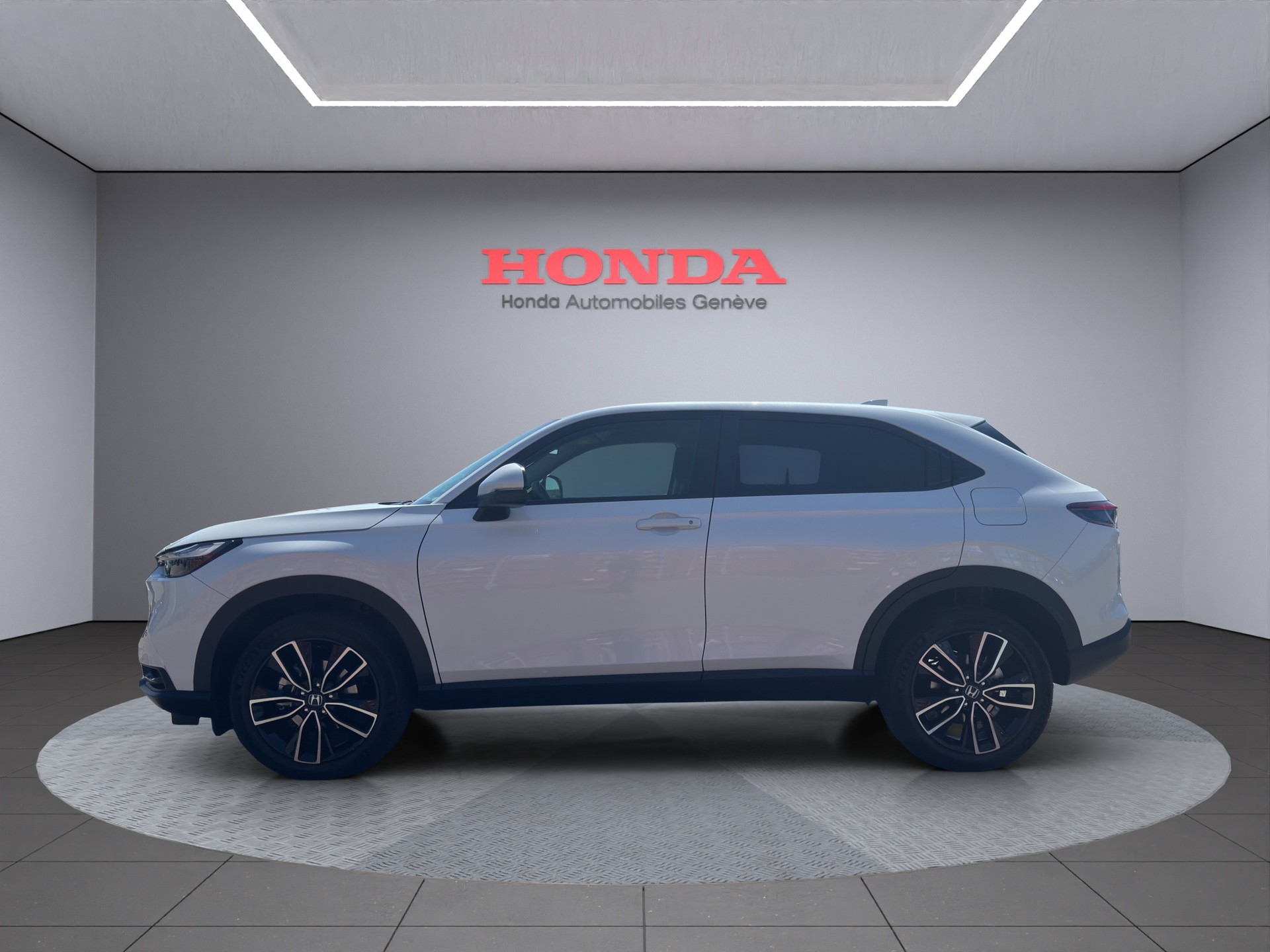 HONDA HR-V 1.5 i-MMD Elegance-image-4