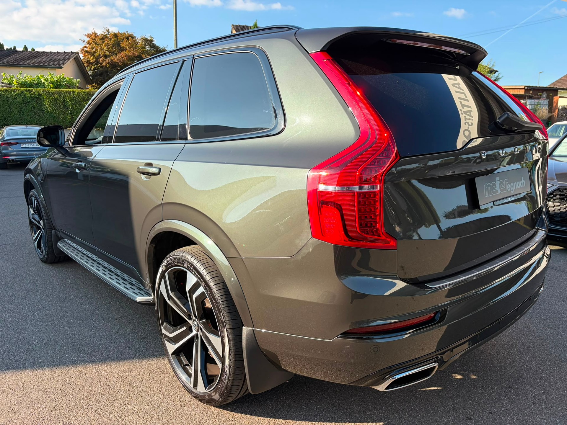 VOLVO XC90 T8 eAWD R-Design Geartronic-image-5