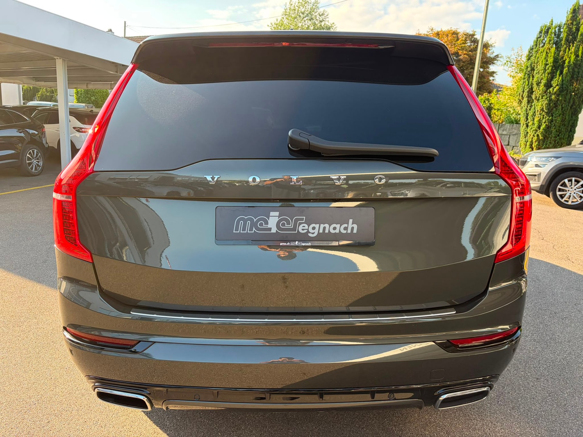 VOLVO XC90 T8 eAWD R-Design Geartronic-image-6