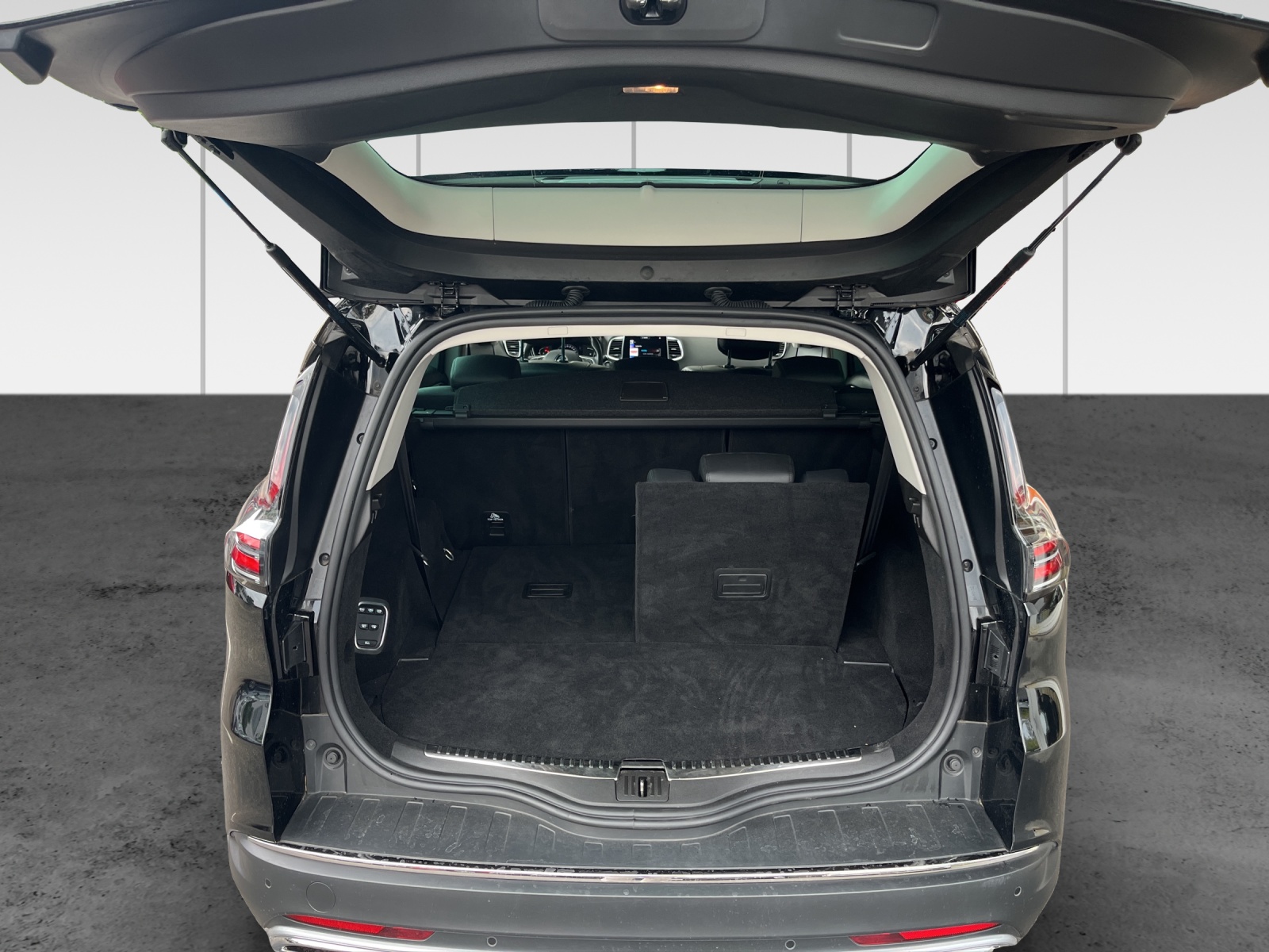 RENAULT Espace 2.0 dCi Techno EDC 6-image-12