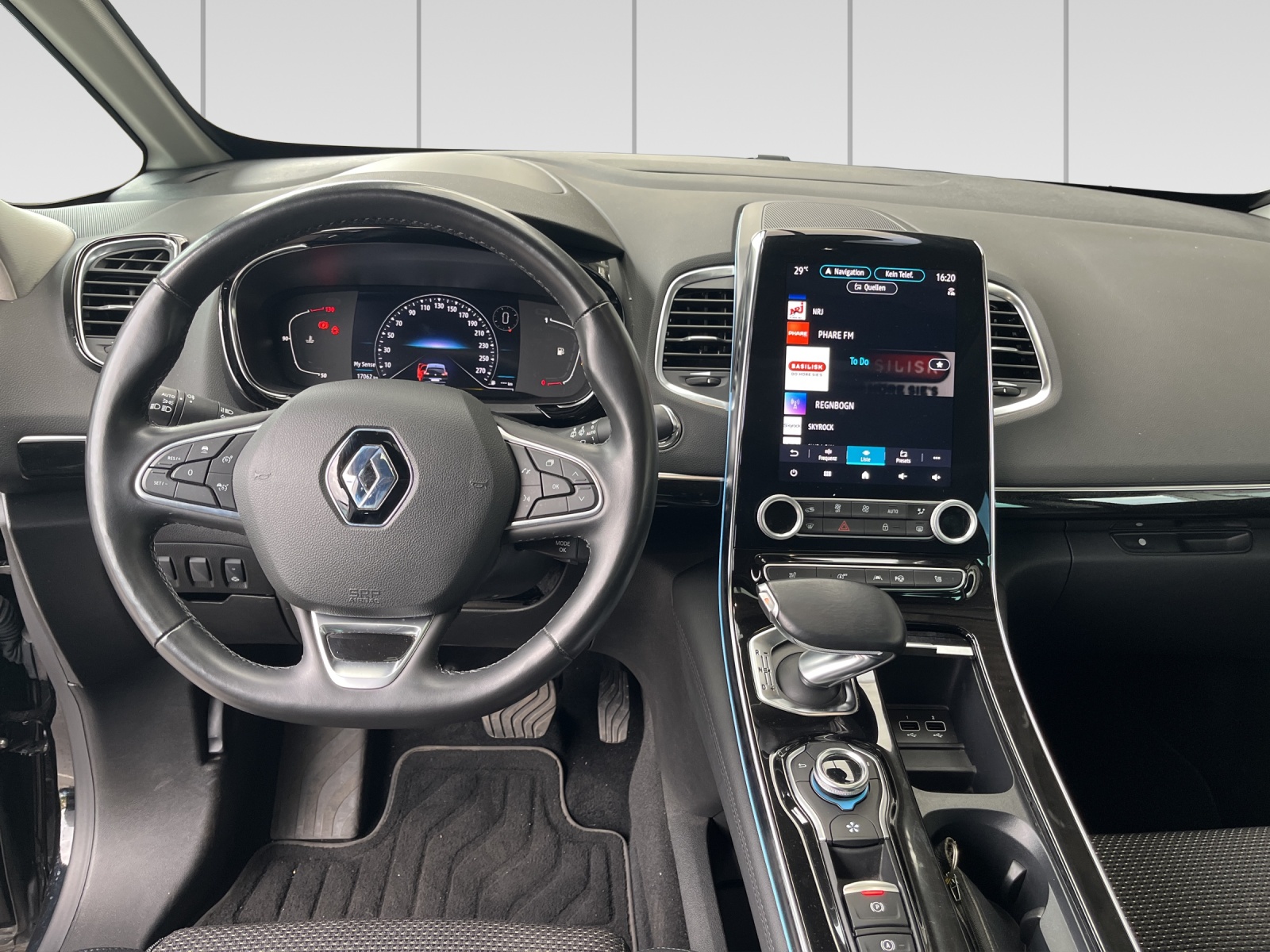 RENAULT Espace 2.0 dCi Techno EDC 6-image-7