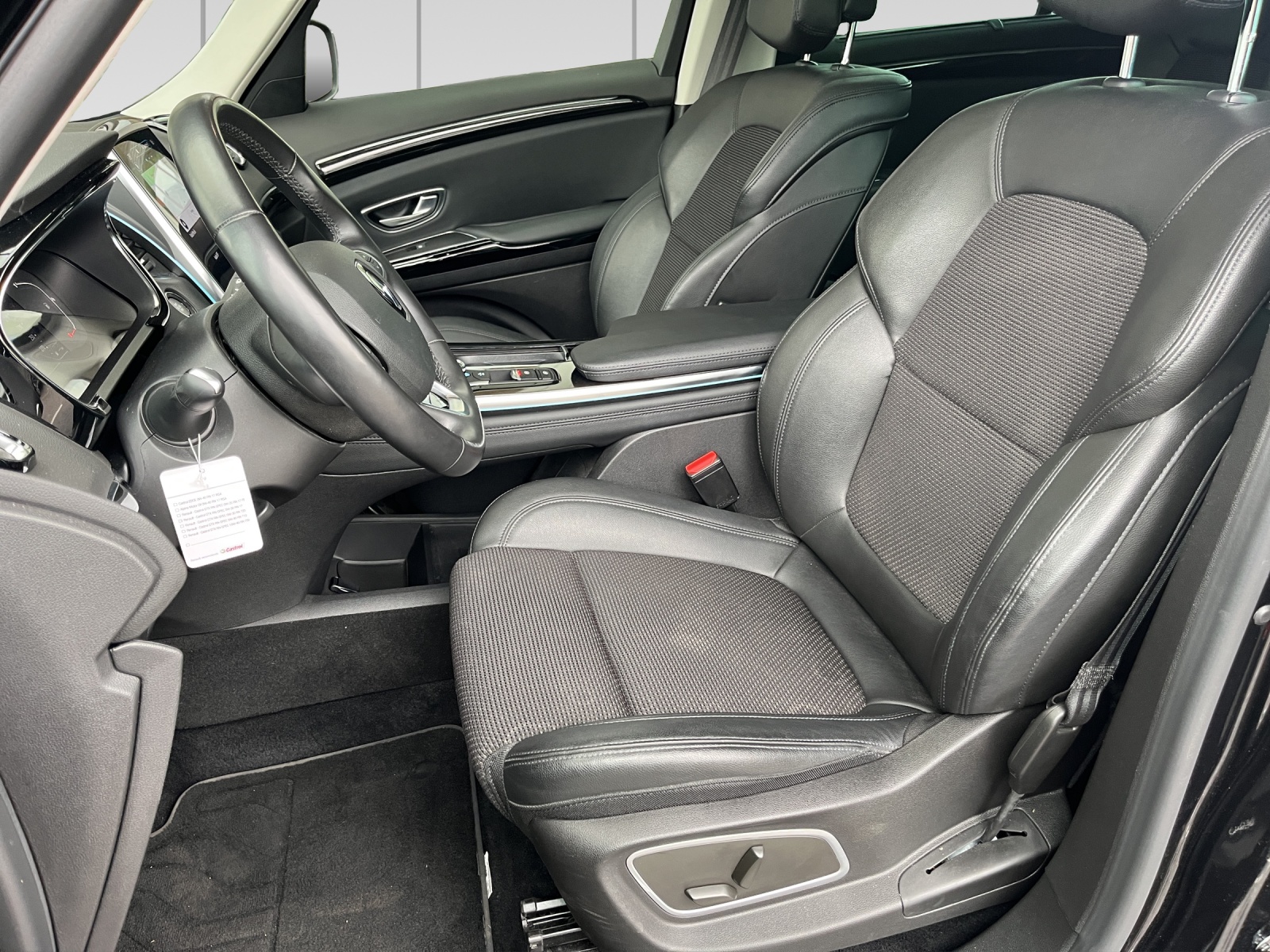 RENAULT Espace 2.0 dCi Techno EDC 6-image-6