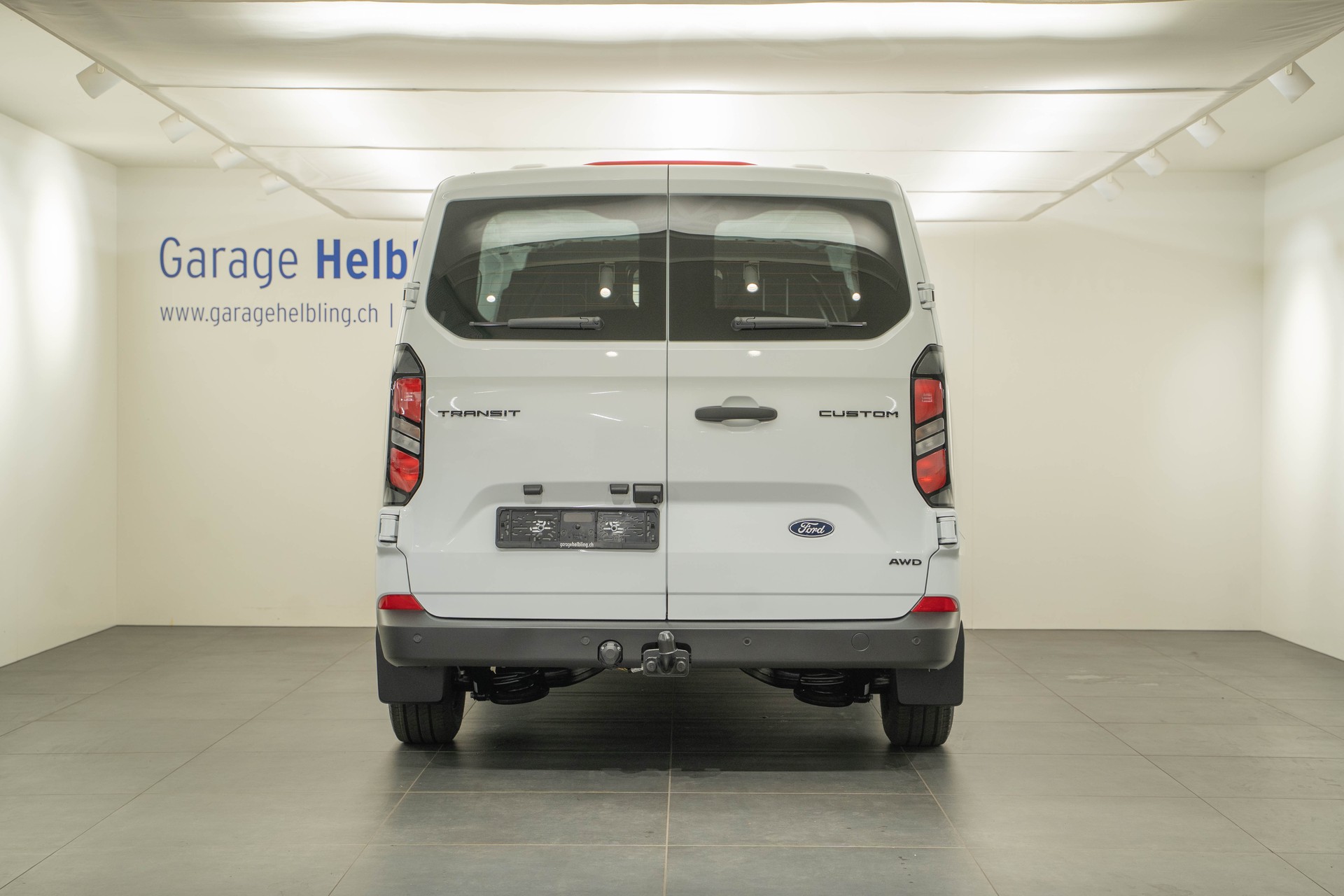 FORD Transit C Van 320 L1 2.0 EcoBlue 136 Trend 4x4-image-3