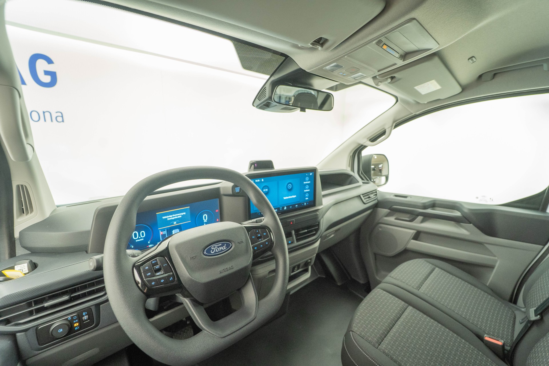 FORD Transit C Van 320 L1 2.0 EcoBlue 136 Trend 4x4-image-7