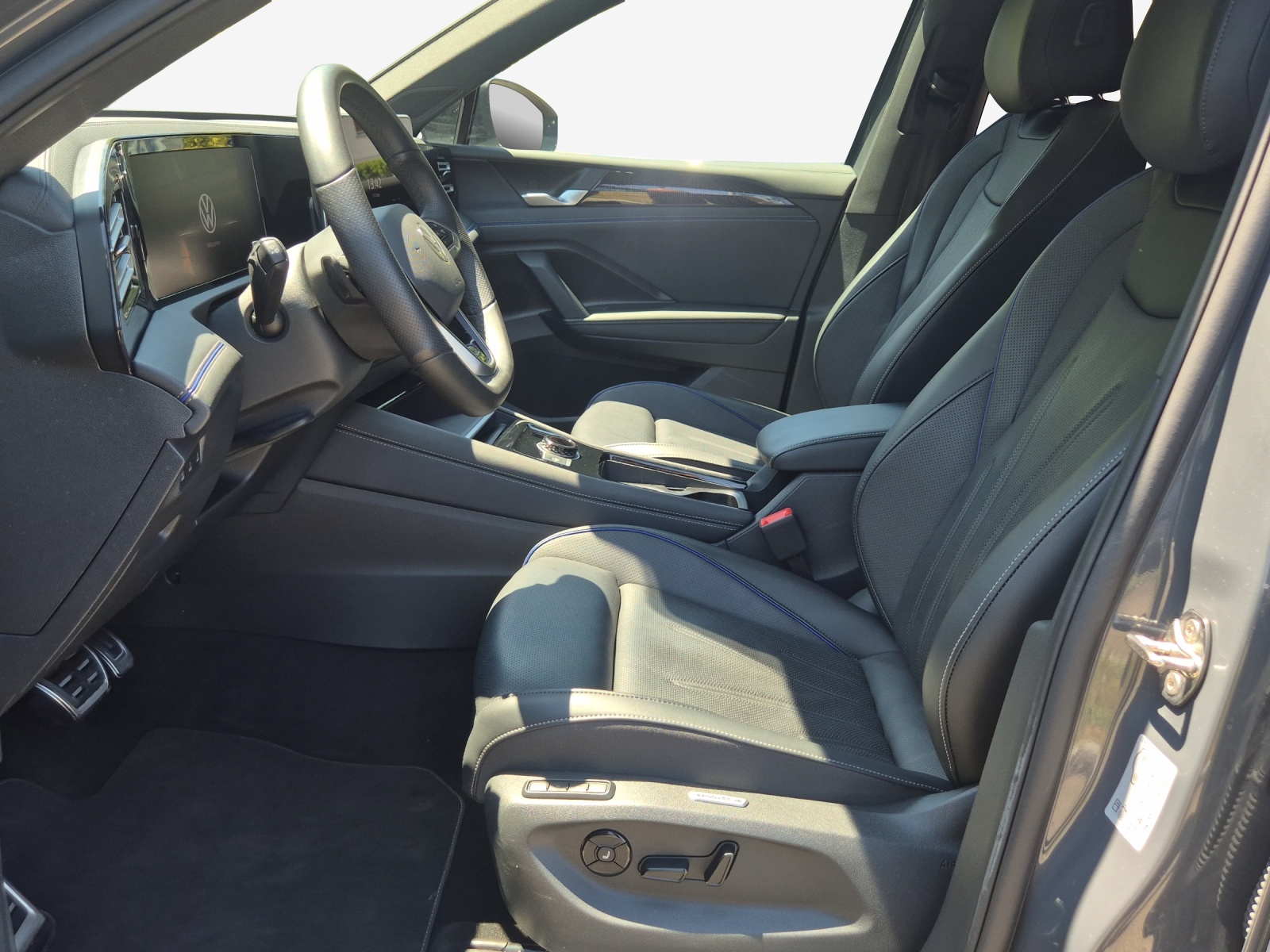 VW Tiguan 2.0 TSI DSG R-Line 4Motion-image-7