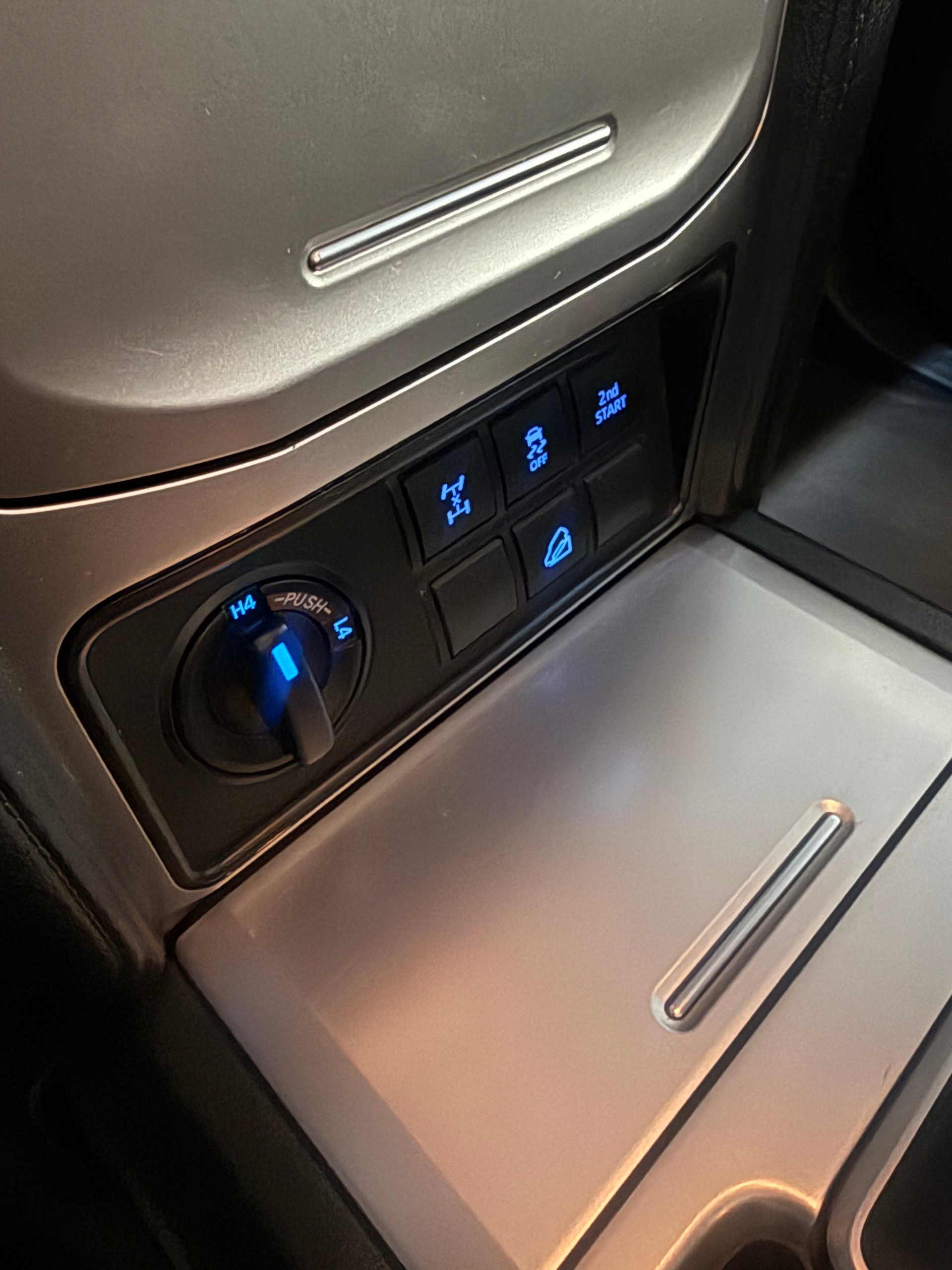 TOYOTA Land Cruiser 2.8TD Comfort Automatic-image-6