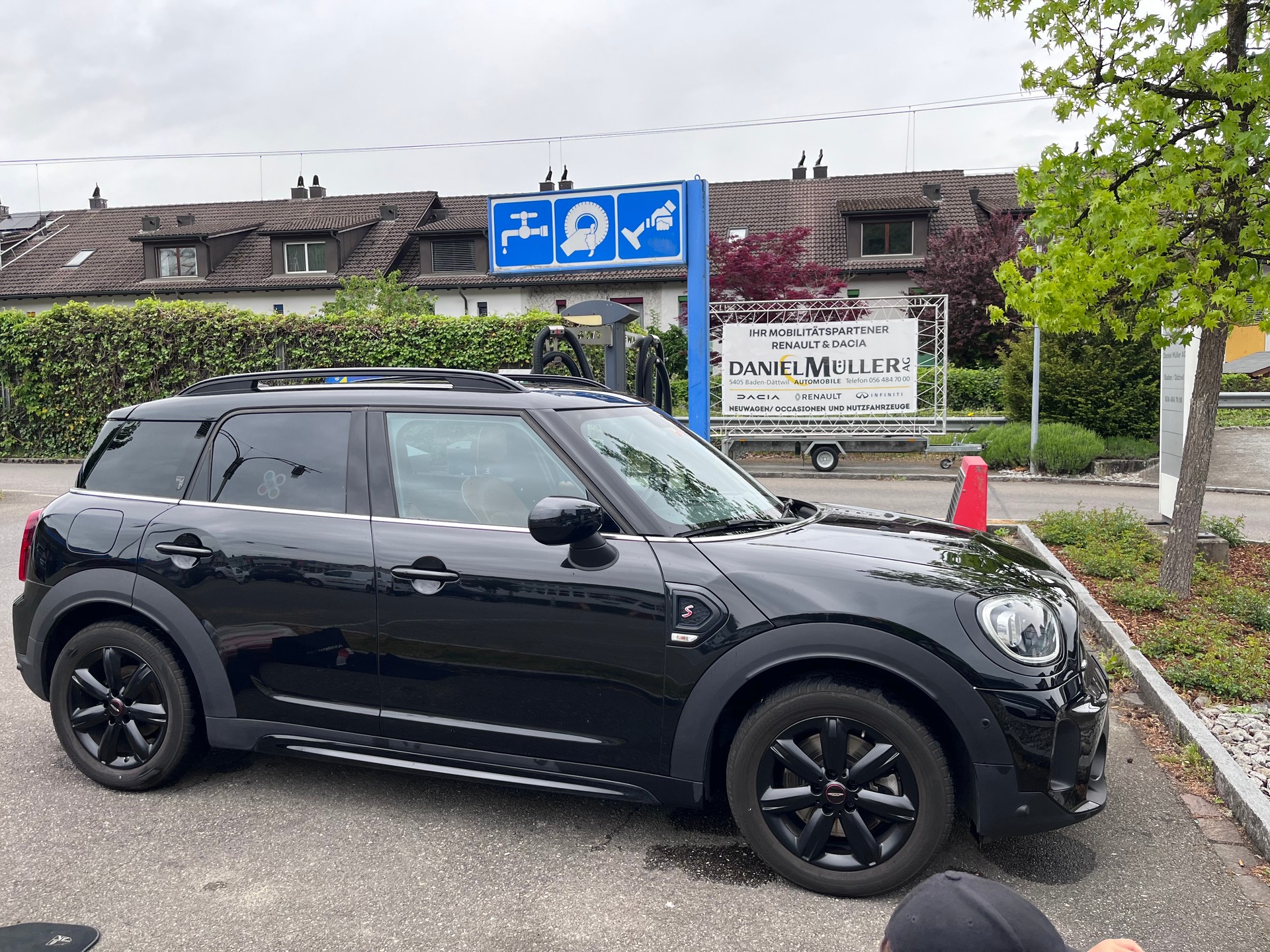 MINI 2.0i Cooper S ALL4-image-2