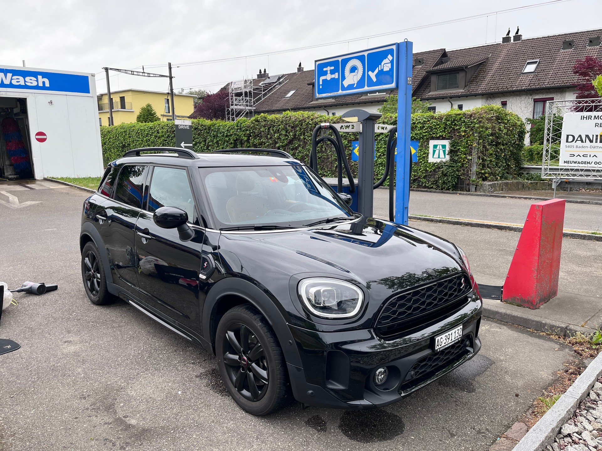 MINI 2.0i Cooper S ALL4-image-0