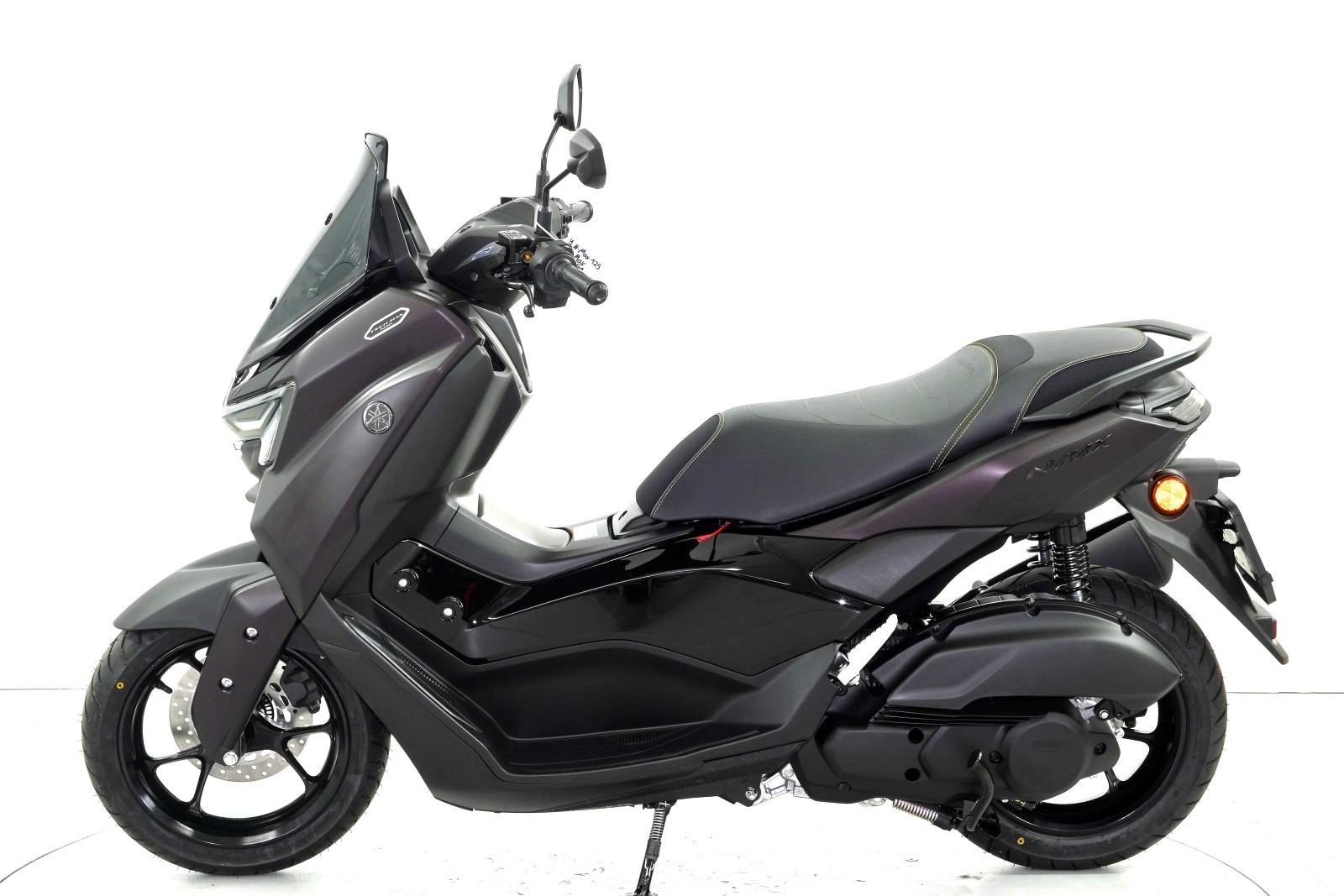 YAMAHA NMAX 125 ABS Tech Max-image-4