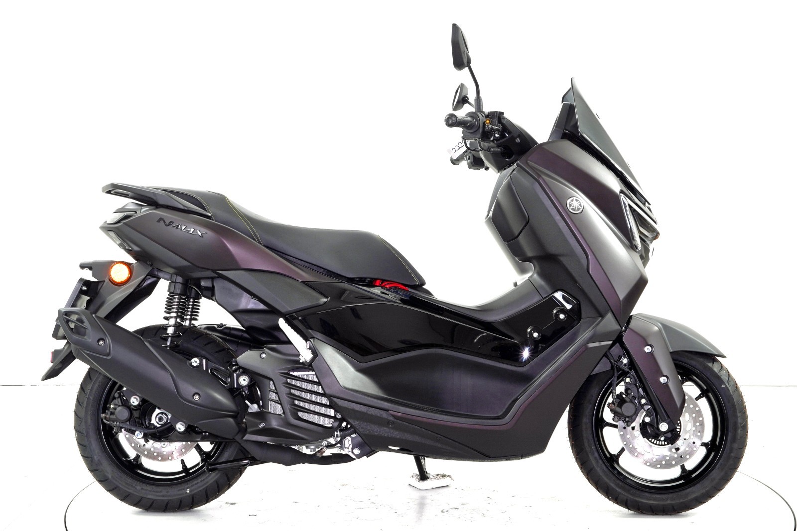 YAMAHA NMAX 125 ABS Tech Max-showroom-element-3