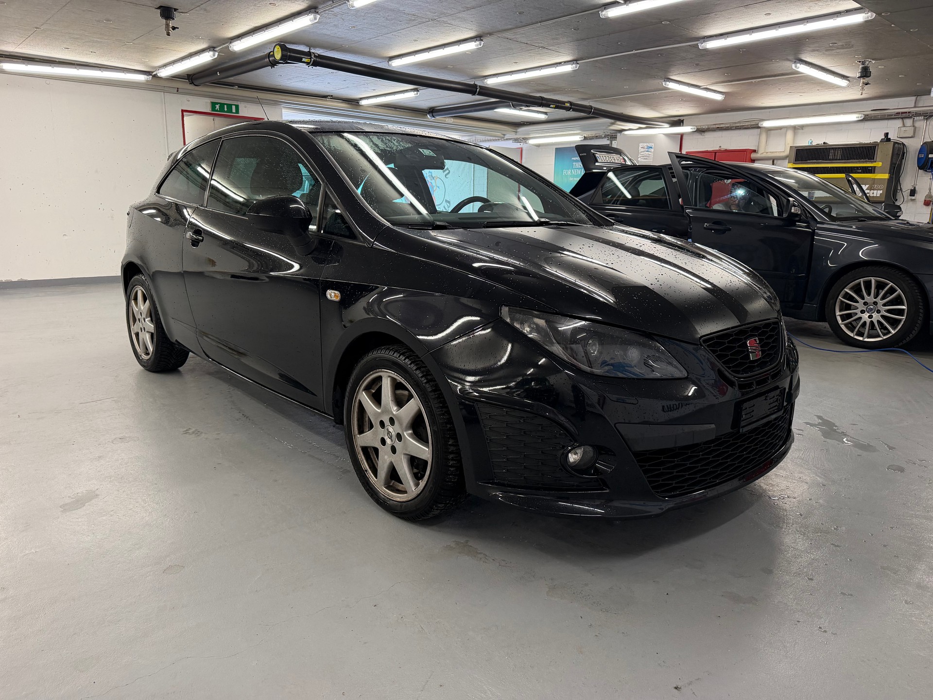 SEAT Ibiza SC 1.4 TSI Cupra R210 Swiss Racing DSG-image-1