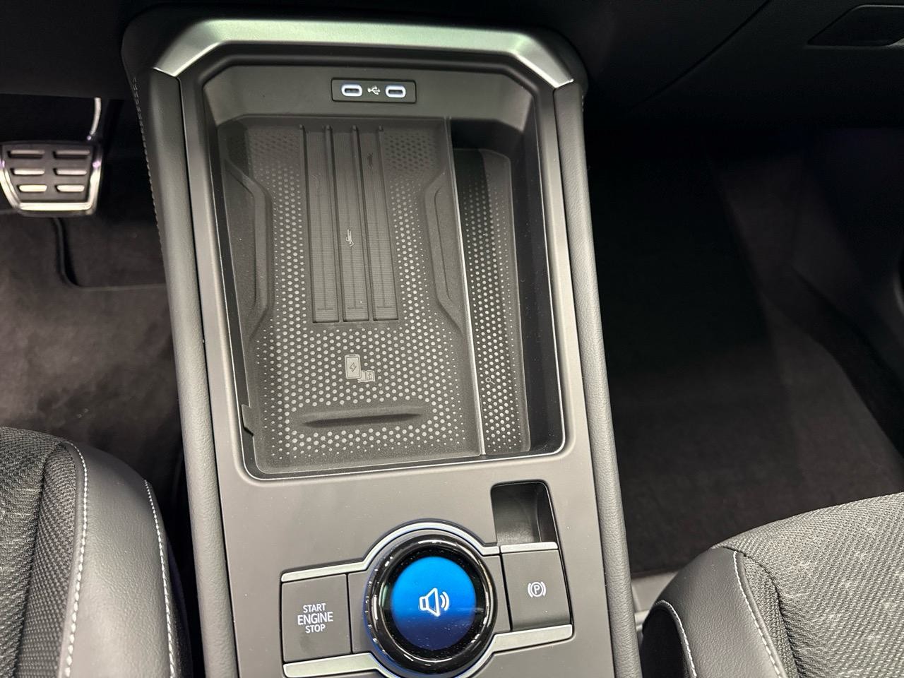 VW T-Roc 1.5 eTSI mHEV R-Line DSG-image-11