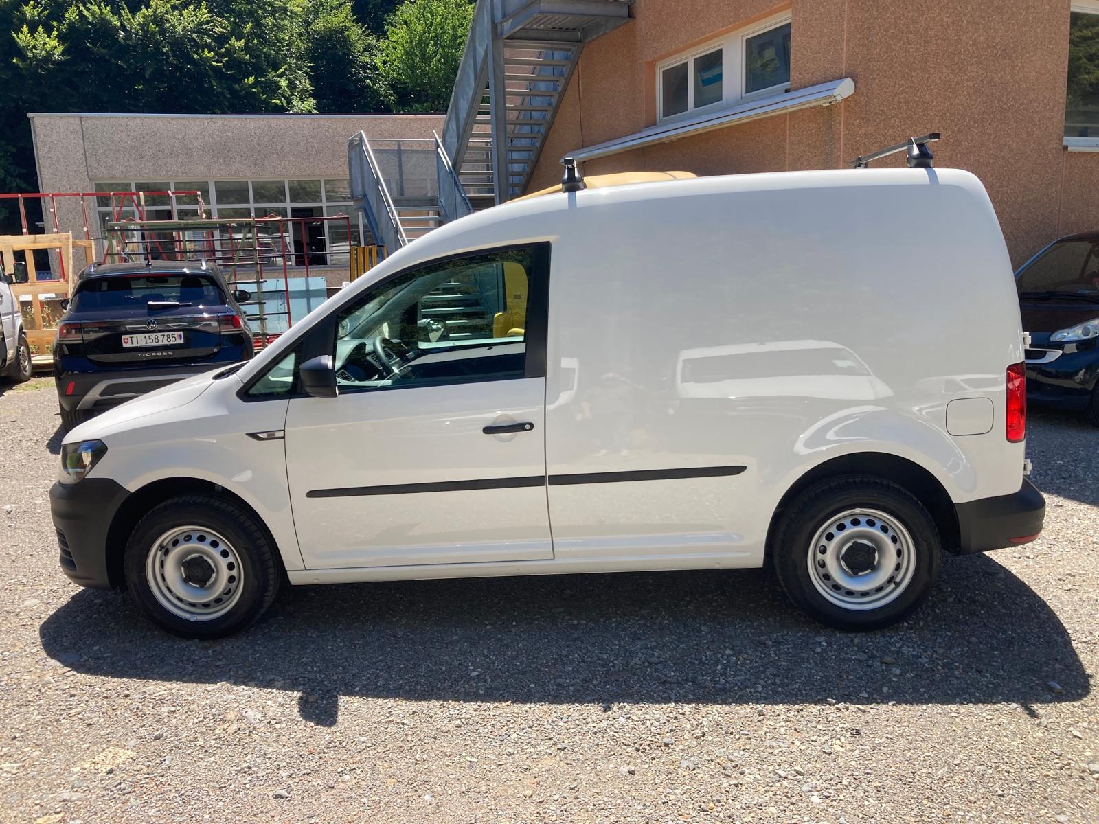 VW Caddy 1.0 TSI Entry BlueMotion Technology-showroom-element-3