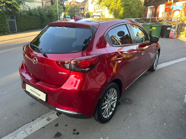 MAZDA 2 1.5 90 Revolution-image-10