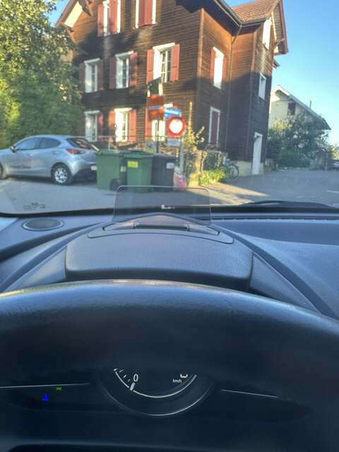 MAZDA 2 1.5 90 Revolution-image-6