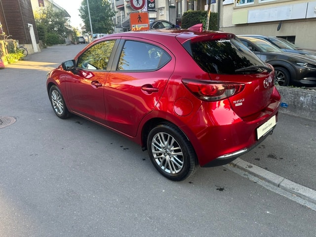MAZDA 2 1.5 90 Revolution-image-7