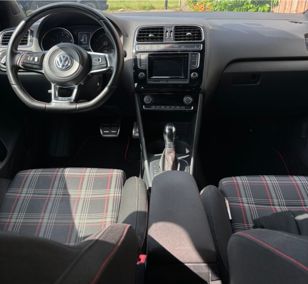 VW 1.8 TSI GTI DSG-image-4
