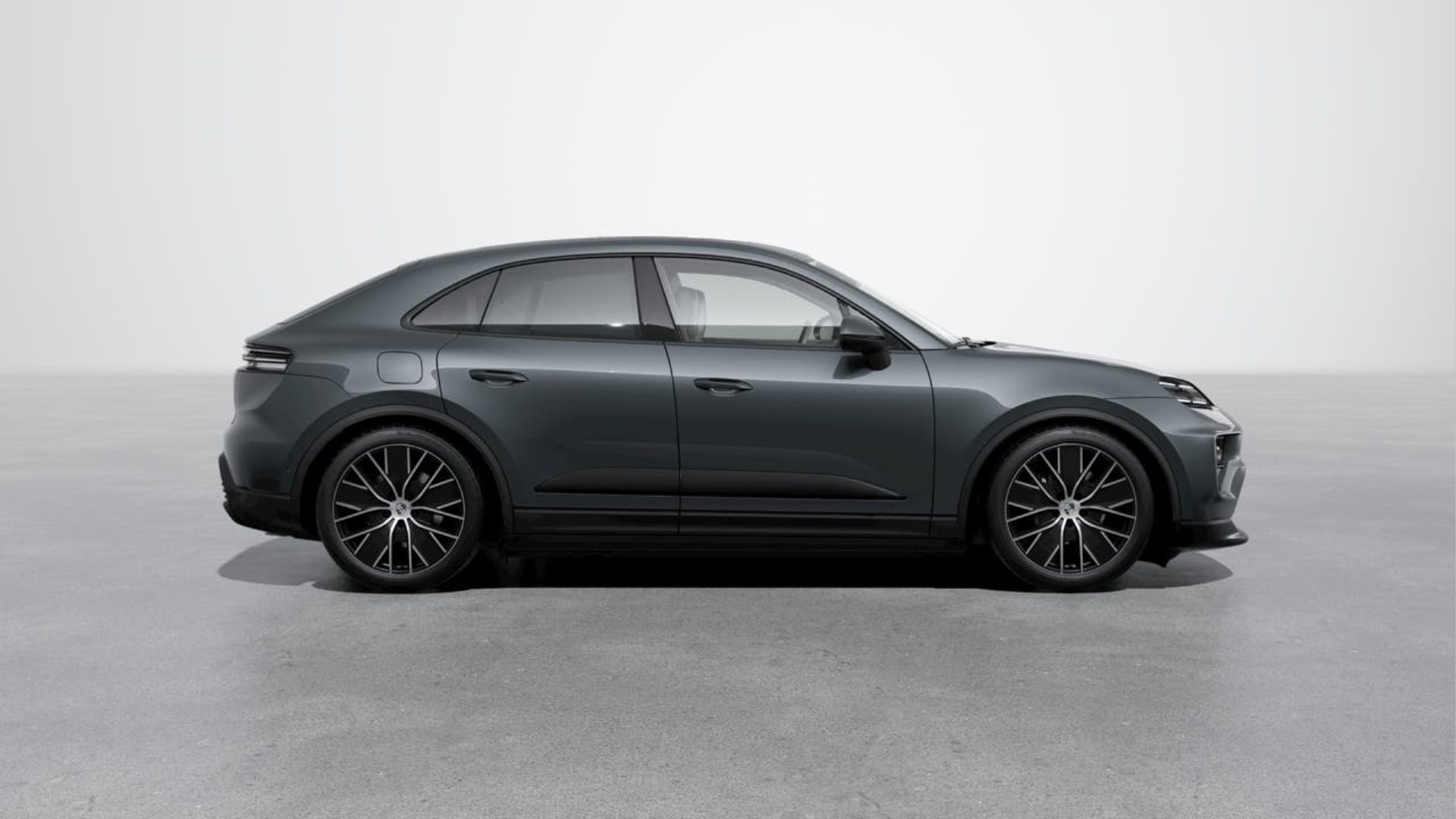 PORSCHE Macan 4-image-5