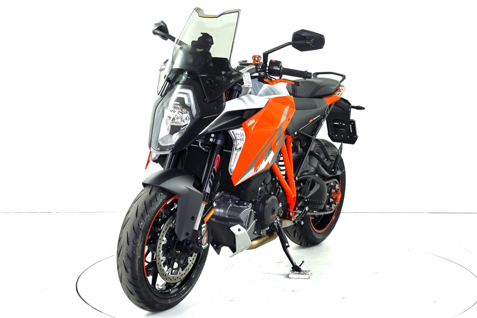 KTM Duke 1290 Super GT ABS-showroom-element-2