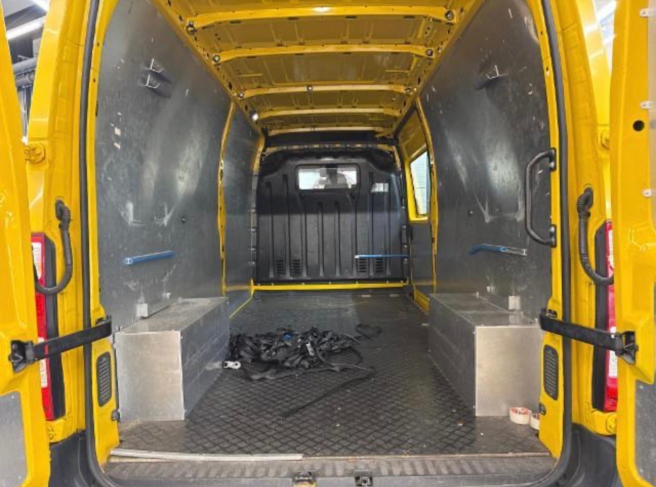 RENAULT Master T35 2.3dCi 135 L3H2-image-8