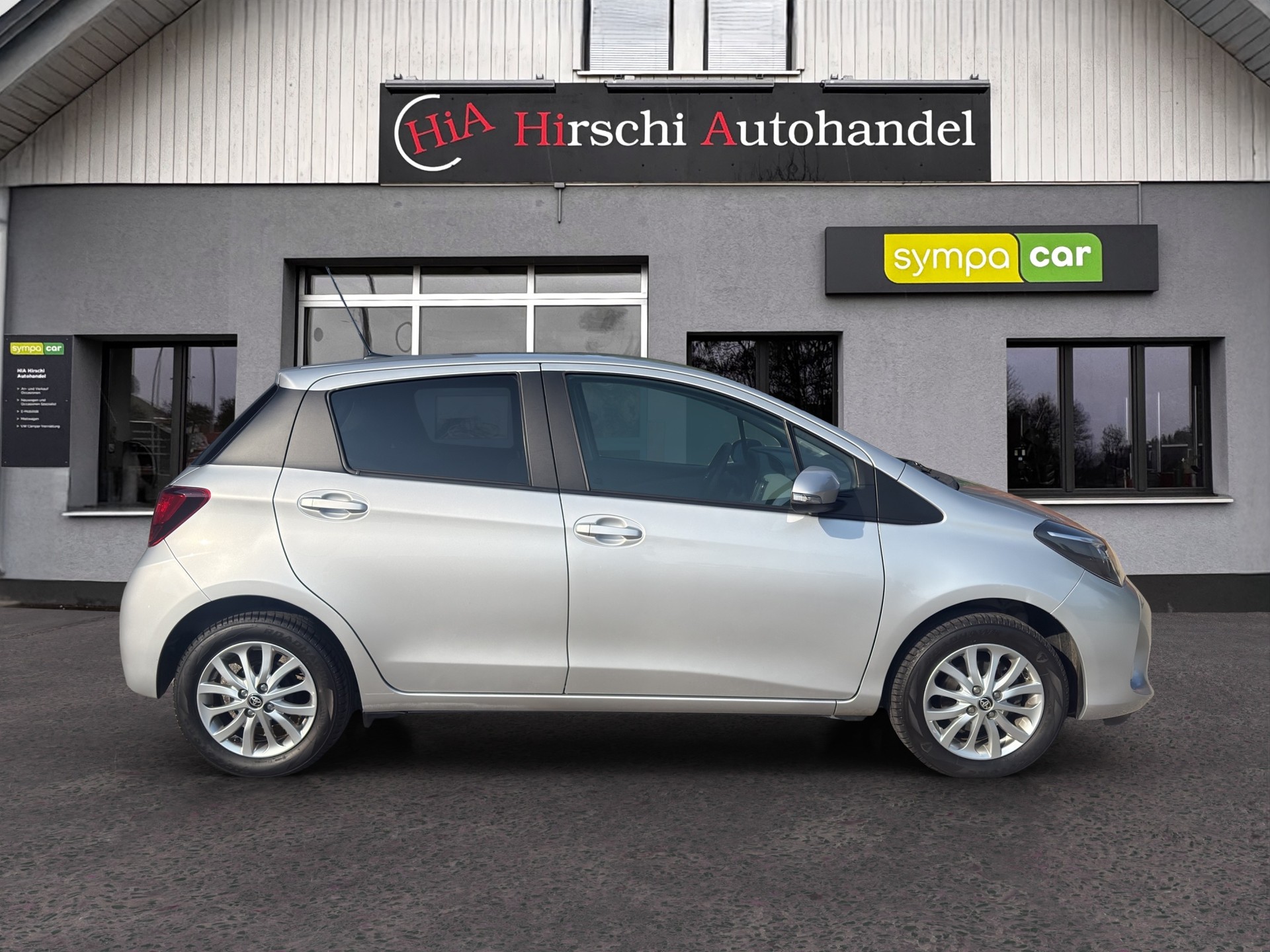 TOYOTA Yaris 1.33 Trend-image-5