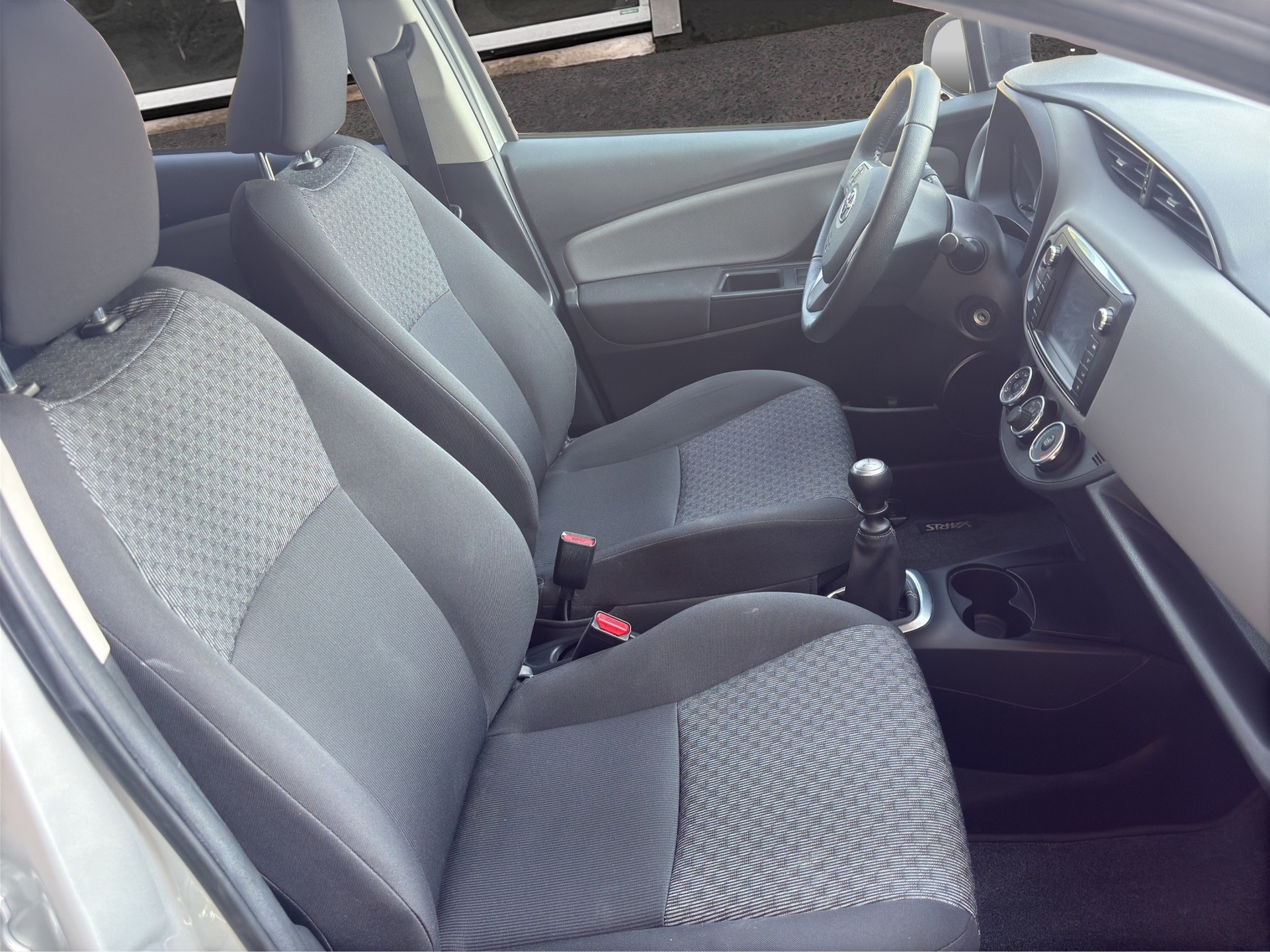 TOYOTA Yaris 1.33 Trend-image-14